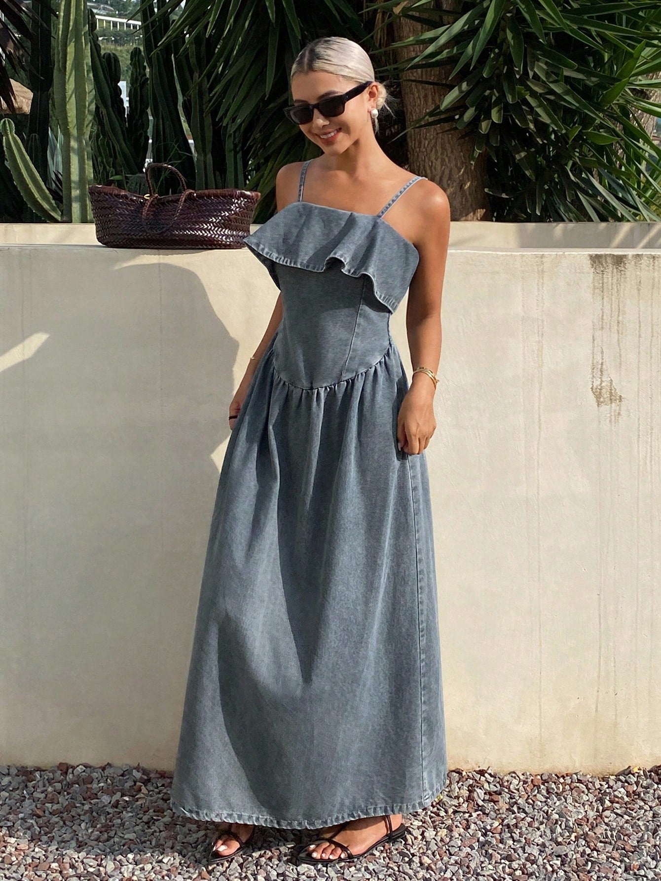 CM-DS833416 Women Casual Seoul Style Sleeveless Ruffle Cinched Waist Maxi Denim Dress - Blue