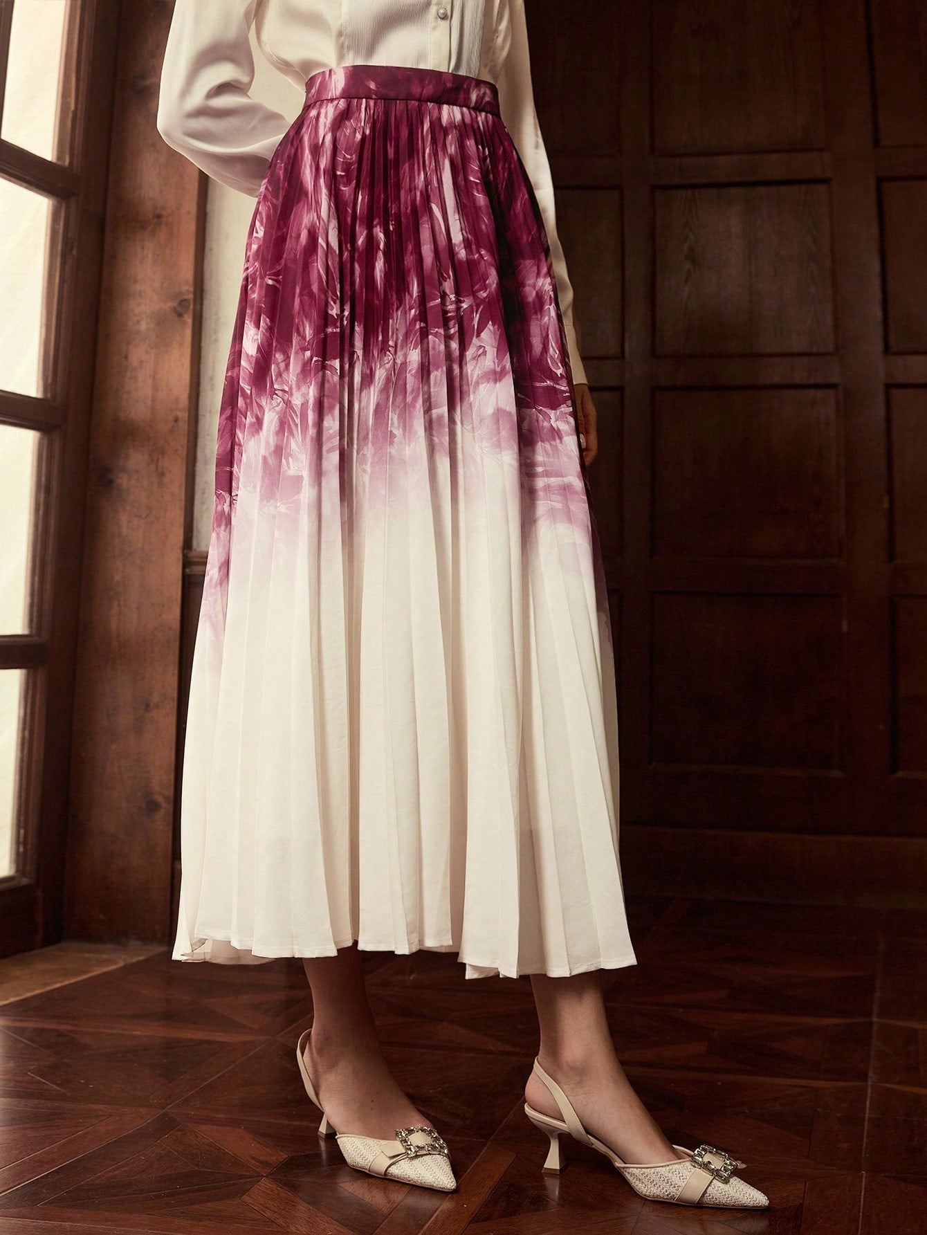 CM-BS964761 Women Elegant Seoul Style High Waist Ombre Print Pleated Maxi Skirt