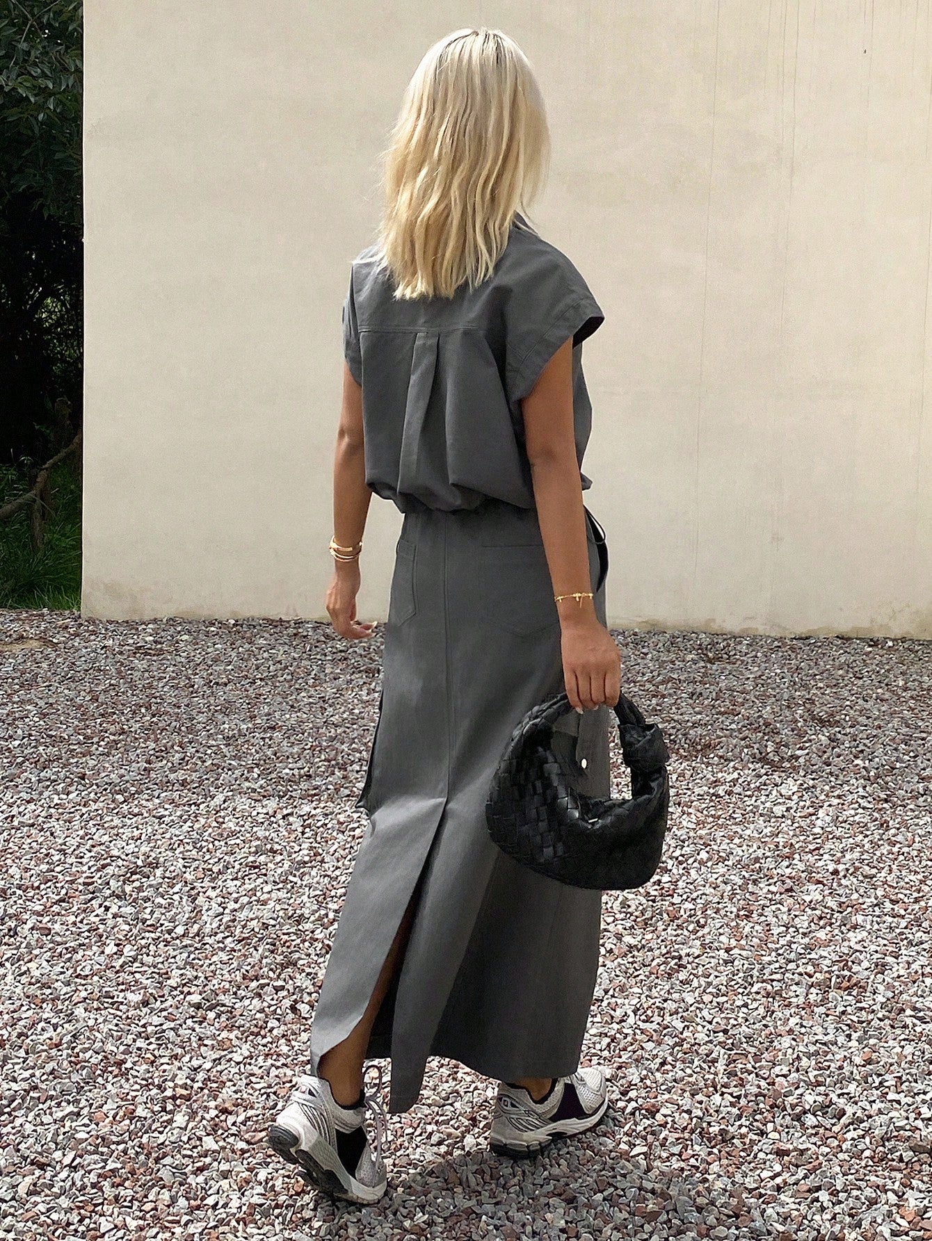 CM-SS223307 Women Casual Seoul Style Solid Color Collared Sleeveless Shirt With Pocket Elastic Waist Skirt - Set