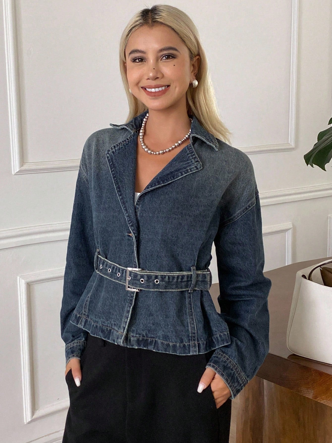 CM-CS933685 Women Casual Seoul Style Medium Wash Lapel Neckline Tie Collar Long Sleeve Denim Jacket