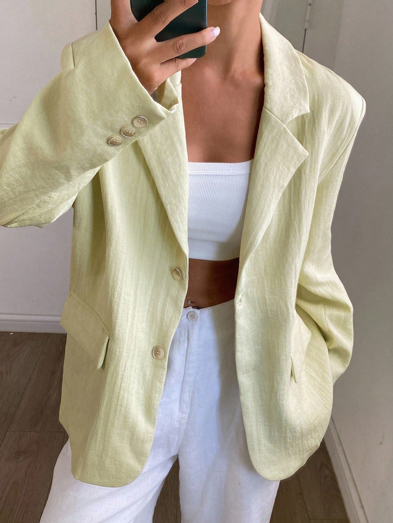 CM-CS827966 Women Casual Seoul Style Wide Shoulder Long Sleeve Pocket Open Slit Thick Jacket