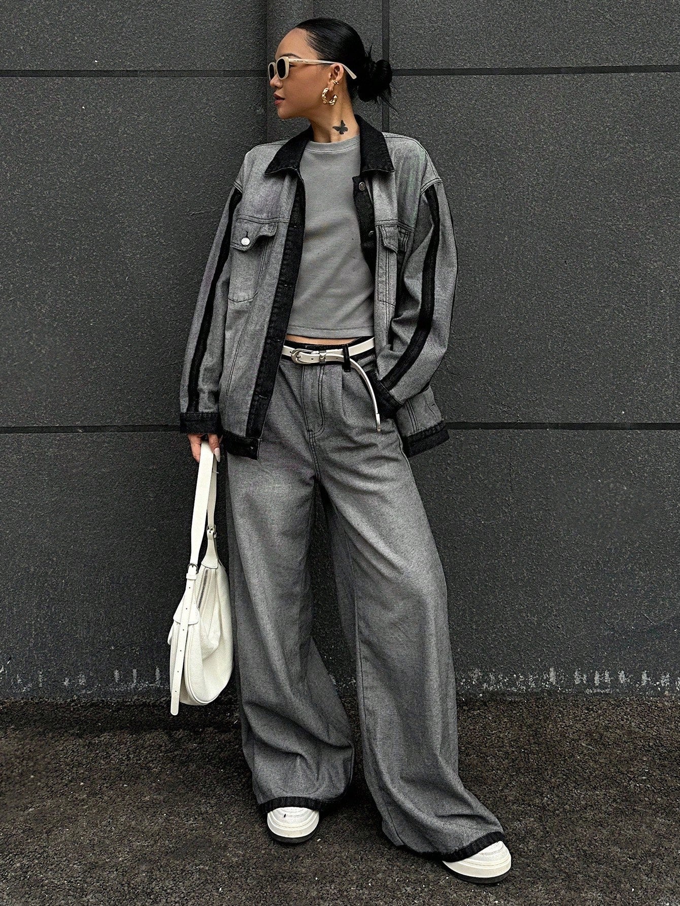 CM-SS906604 Women Elegant Seoul Style Collar Neckline Long Sleeve Contrast Color Jacket With Loose Fit Jeans - Set