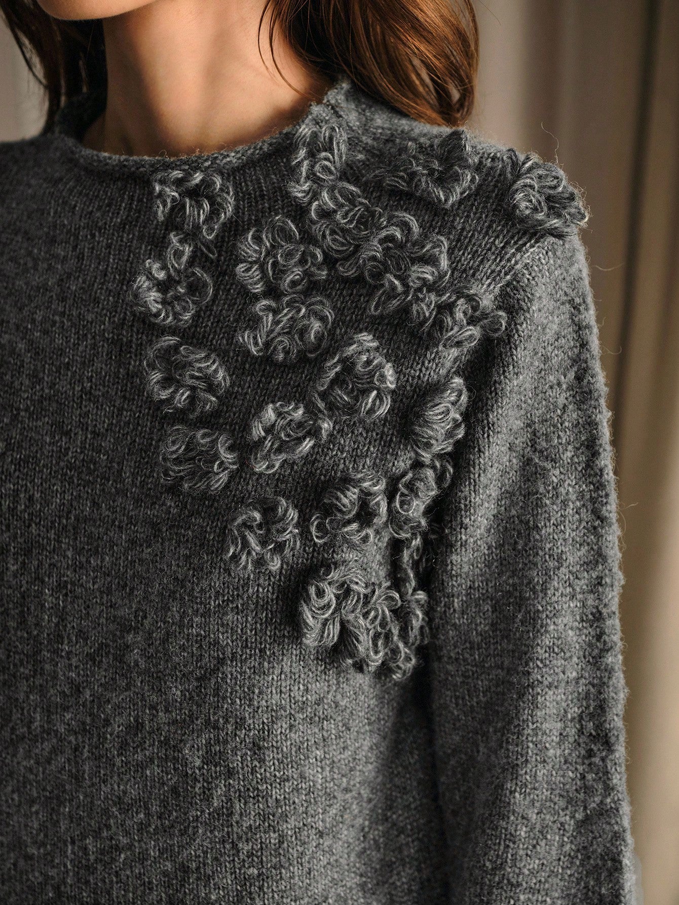 CM-CS819267 Women Elegant Seoul Style Round Neck Long Sleeve Stereo Floral Pullover Sweater - Gray