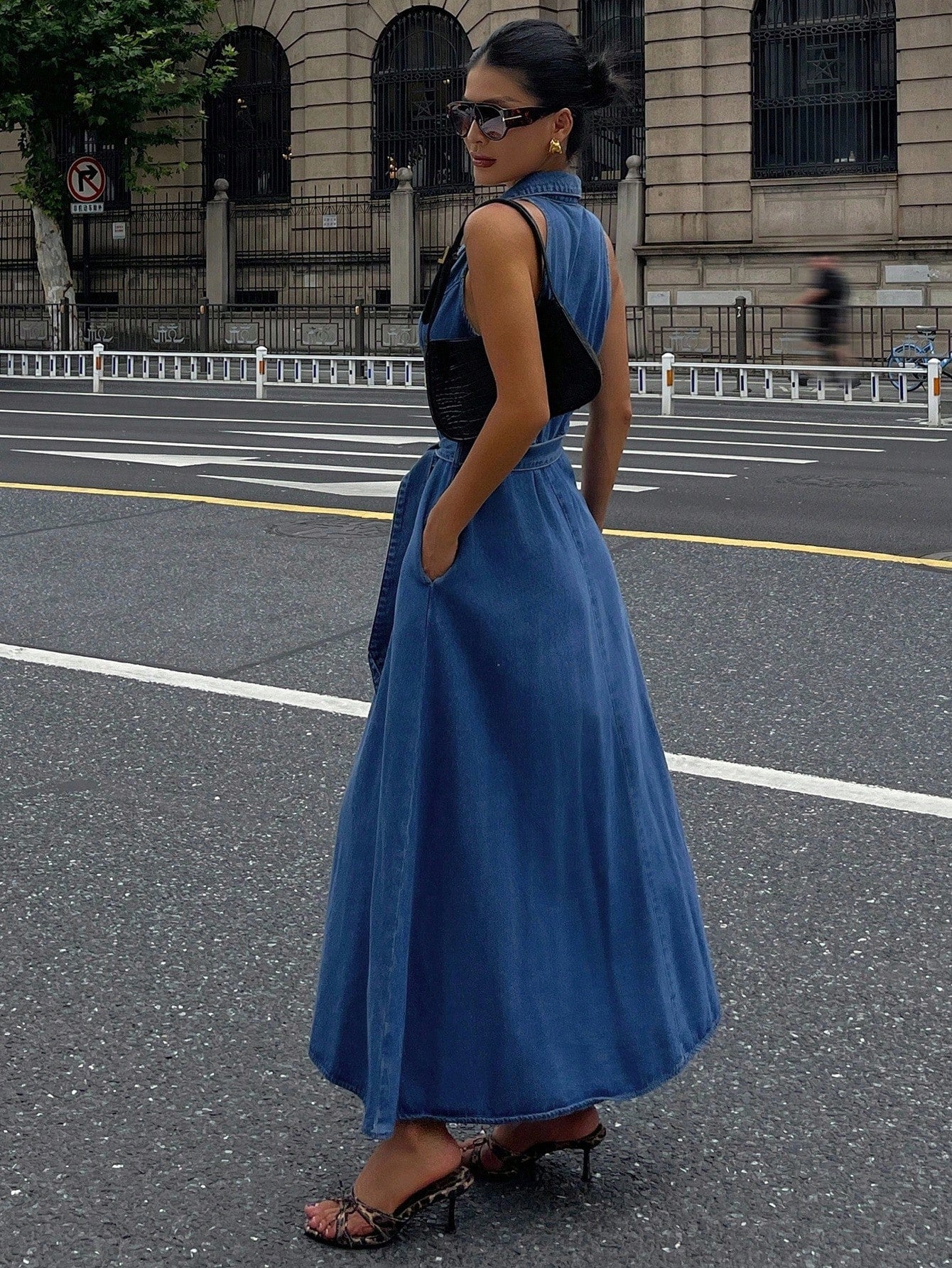 CM-DS791494 Women Casual Seoul Style Medium Wash Collar Neckline Sleeveless Belted Denim Dress