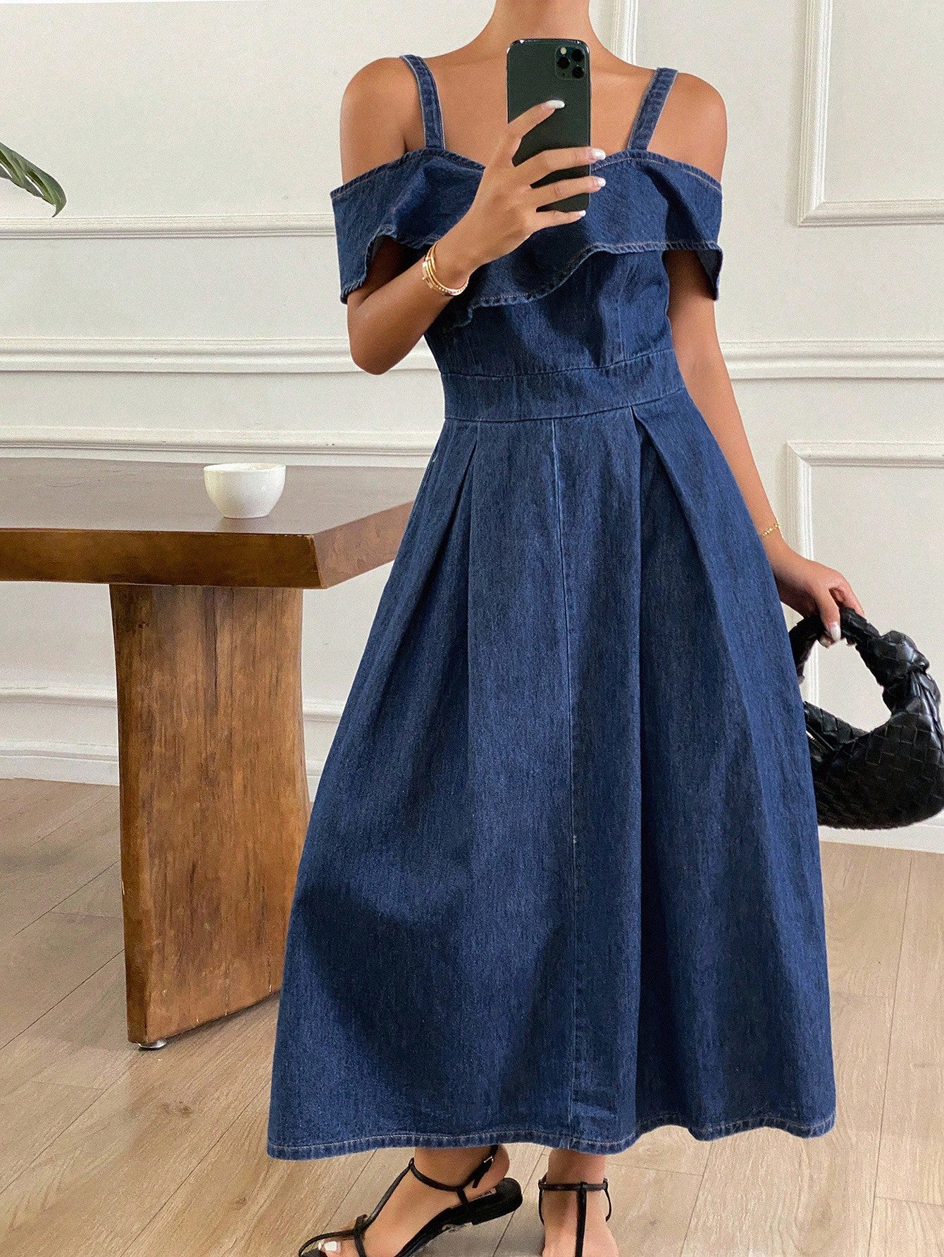 CM-DS648211 Women Casual Seoul Style Dark Wash Ruffled Off-Shoulder Sleeveless Midi Denim Dress