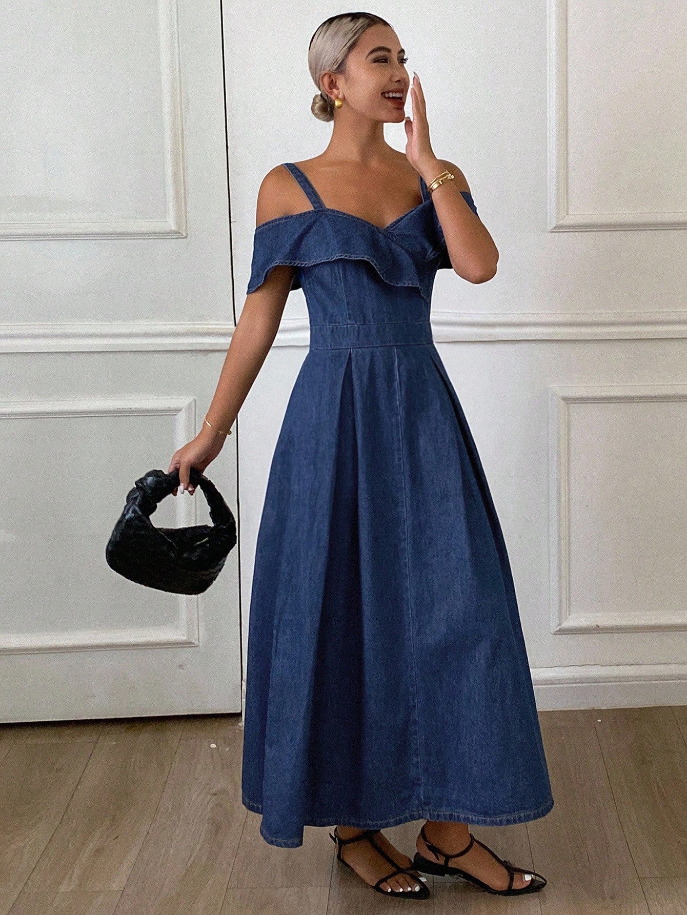 CM-DS648211 Women Casual Seoul Style Dark Wash Ruffled Off-Shoulder Sleeveless Midi Denim Dress