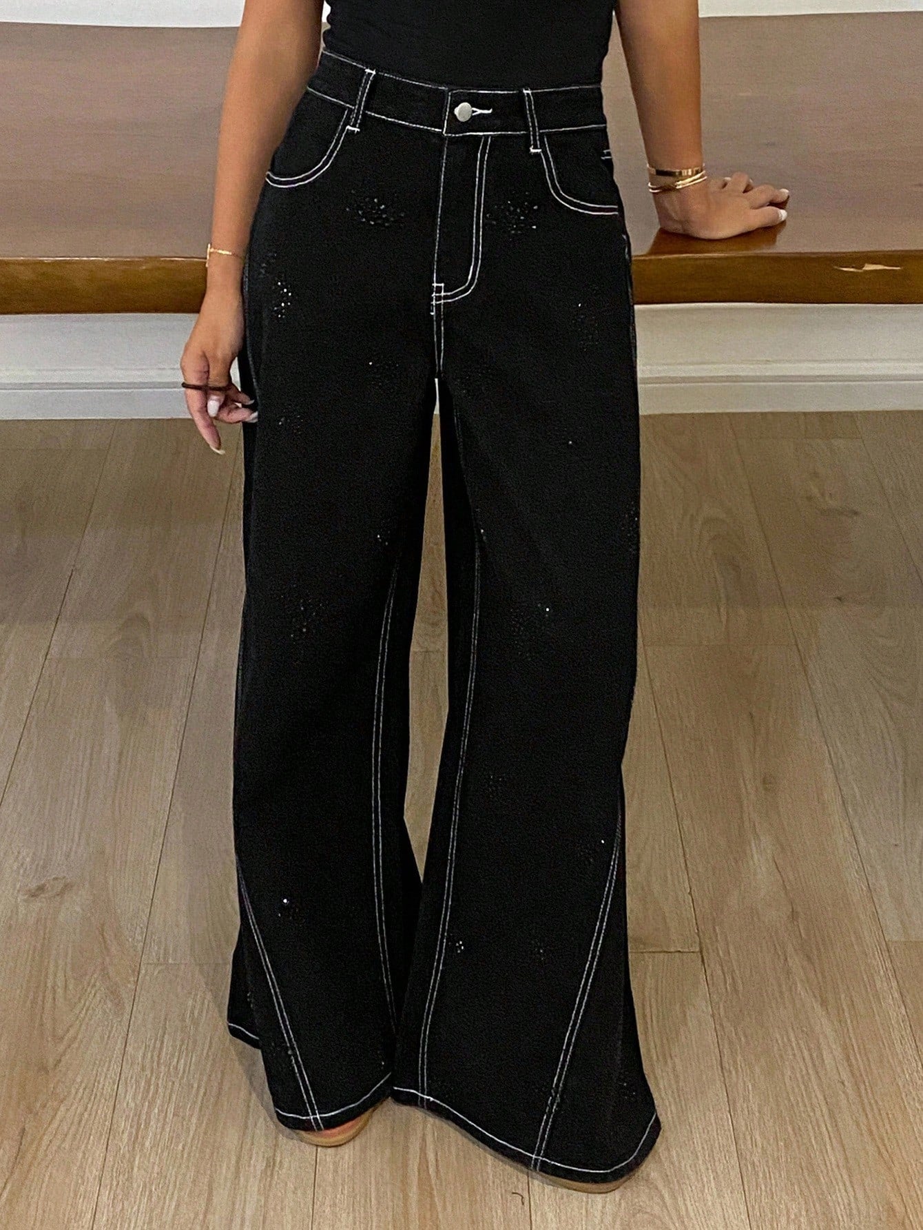 CM-BS715375 Women Casual Seoul Style Contrast Stitching Rhinestone Decor Loose Wide Leg Jeans - Black