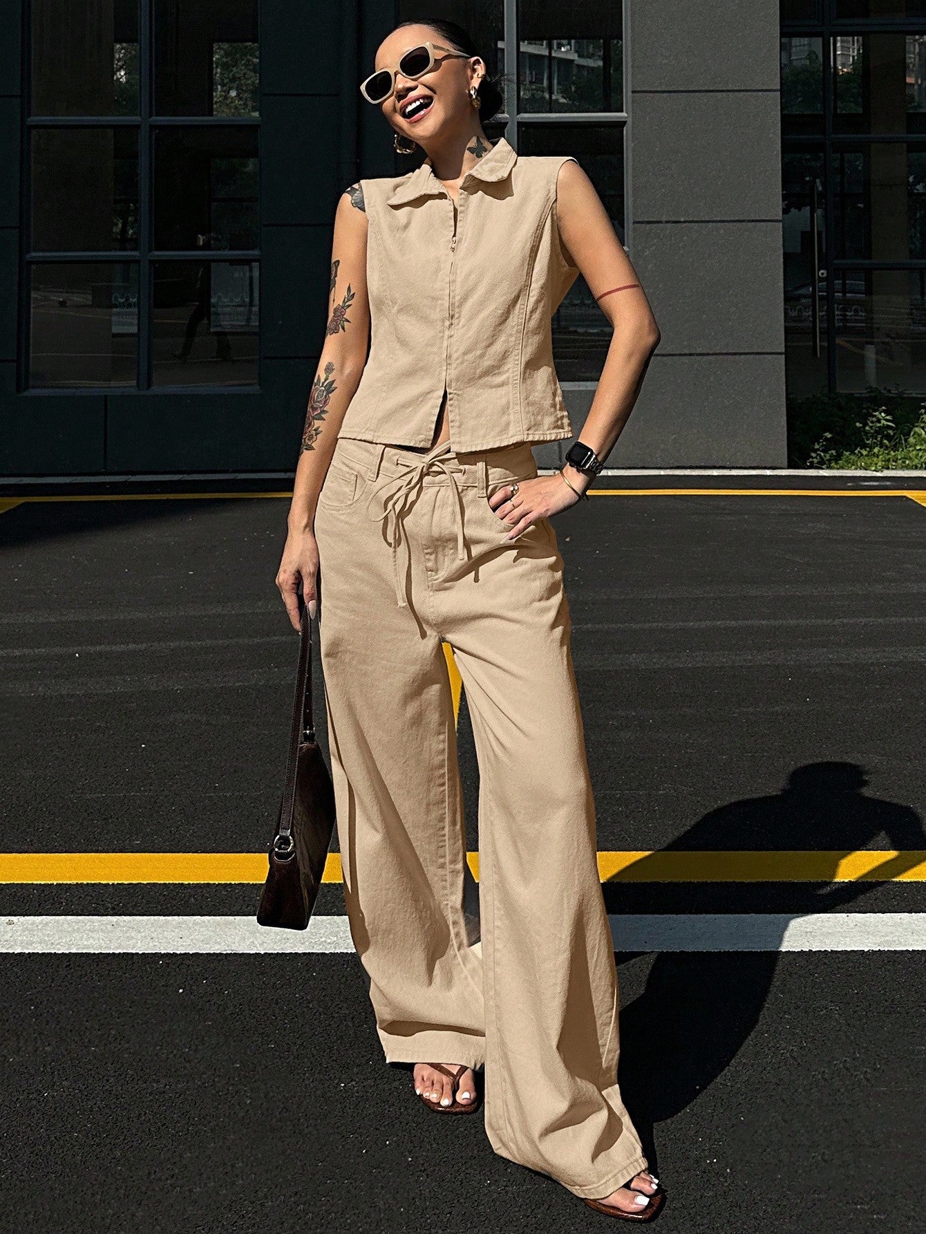 CM-SS810446 Women Casual Seoul Style Lapel Sleeveless Top With Drawstring Loose Fit Jeans - Set