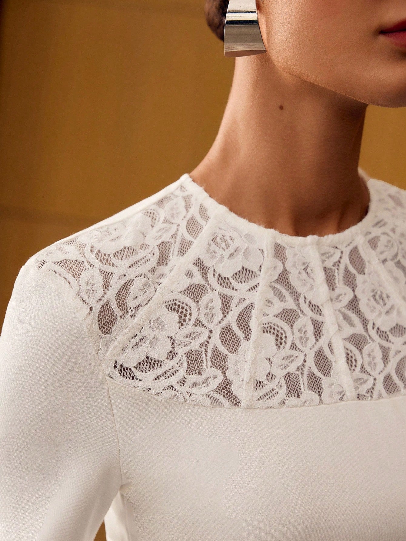 CM-TS748905 Women Casual Seoul Style Round Neck Long Sleeve Contrast Lace Slim Fit T-Shirt - White