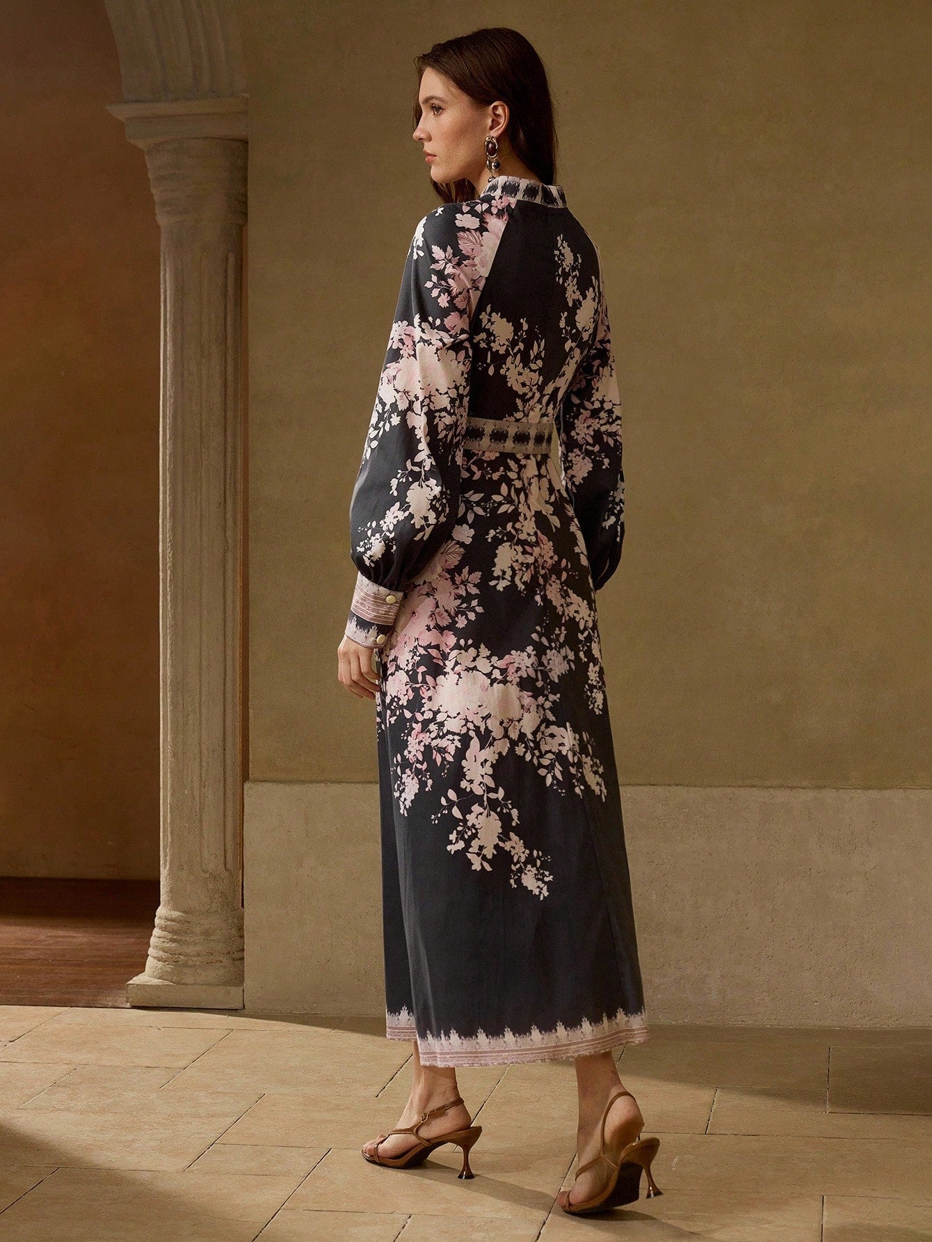 CM-DS618168 Women Elegant Seoul Style Floral Print Mock Neck Lantern Sleeve Buckle Belted Long Dress