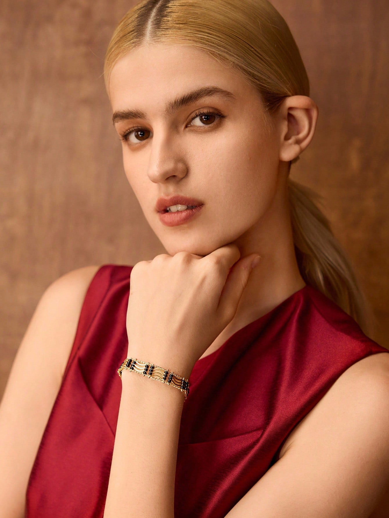 CM-AXS175227 Women Trendy Seoul Style 18K Gold Plated Pearl Bracelet