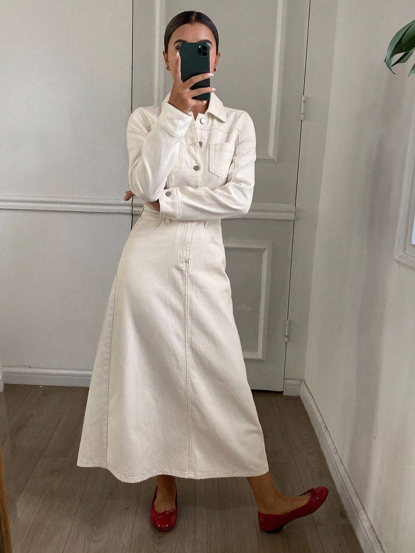 CM-DS821190 Women Casual Seoul Style Solid Color Collar Neckline Long Sleeve Pocket Denim Dress - Beige