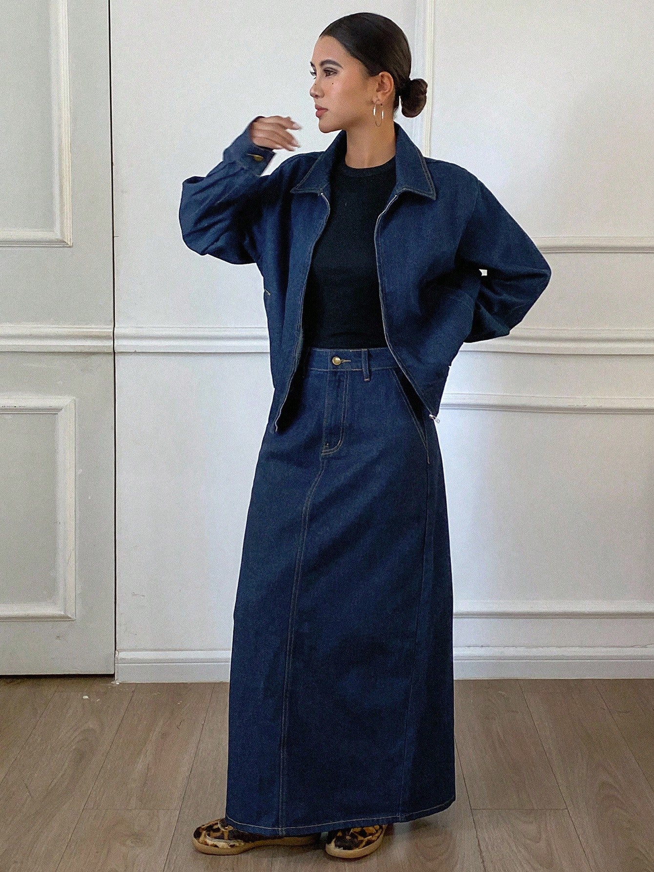 CM-SS900444 Women Casual Seoul Style Collar Neckline Long Sleeve Hem Drawstring Loose Denim Jacket With Maxi Skirt - Set