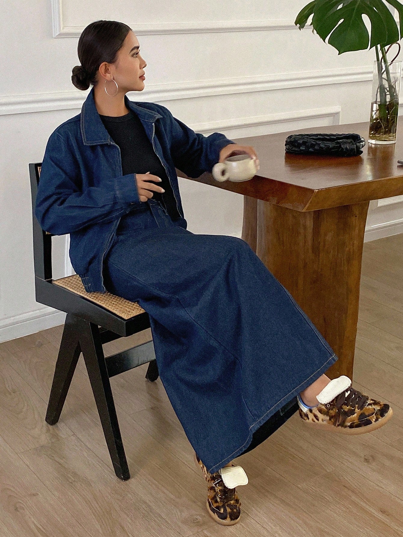 CM-SS900444 Women Casual Seoul Style Collar Neckline Long Sleeve Hem Drawstring Loose Denim Jacket With Maxi Skirt - Set