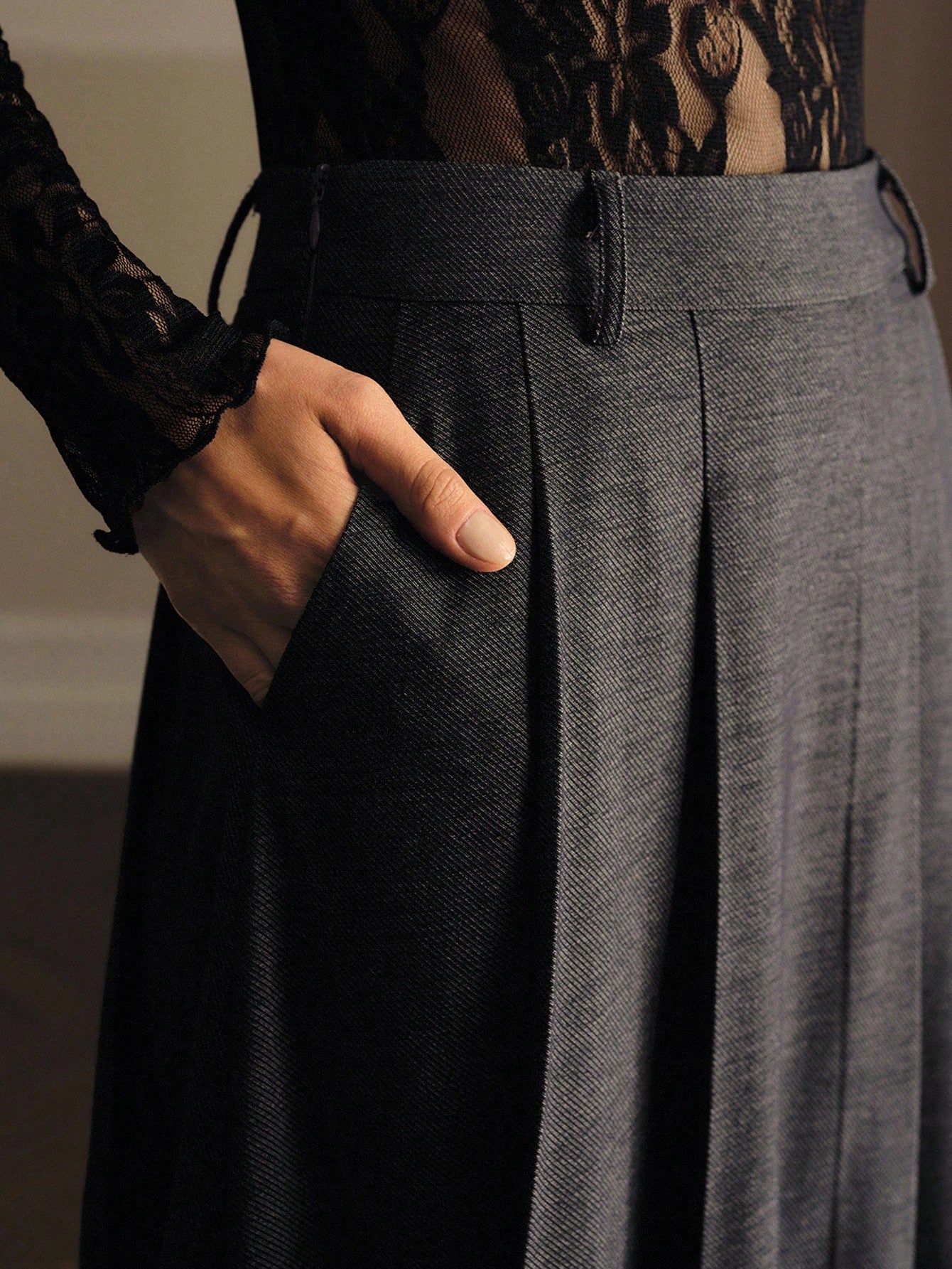 CM-BS025560 Women Elegant Seoul Style Mid Waist Fold Pleated A-Line Midi Skirt - Gray