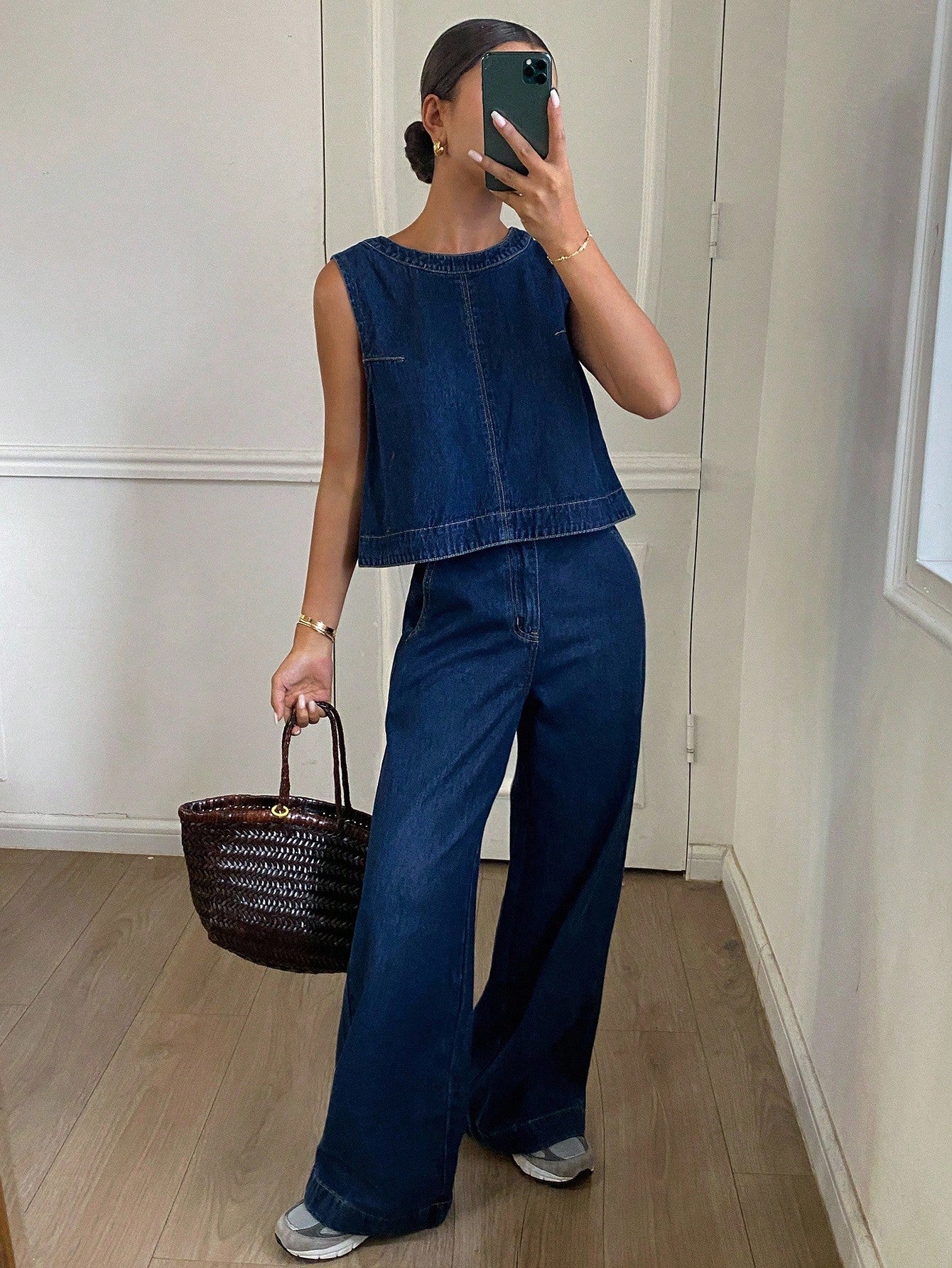 CM-SS218238 Women Casual Seoul Style Round Neck Sleeveless Loose Denim Camisole With Long Pants - Set