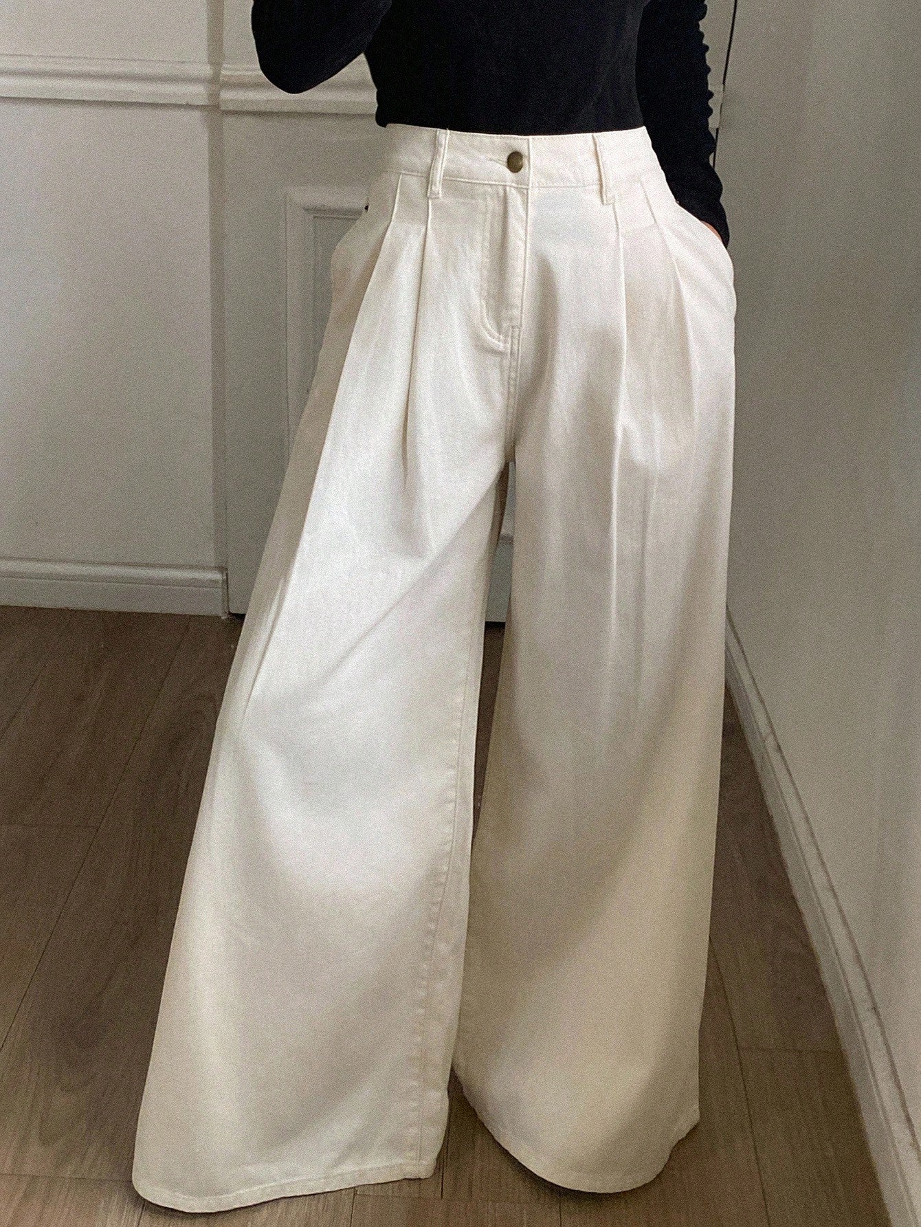 CM-BS292809 Women Casual Seoul Style High Waist Loose Wide-Leg Jeans - White