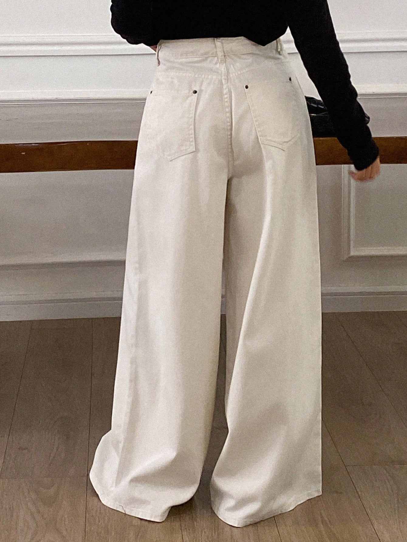 CM-BS292809 Women Casual Seoul Style High Waist Loose Wide-Leg Jeans - White