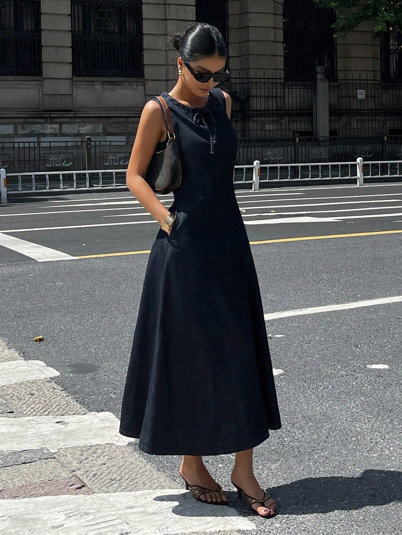 CM-DS274433 Women Casual Seoul Style Round Neck Sleeveless Waist Cinched Denim Dress - Blue