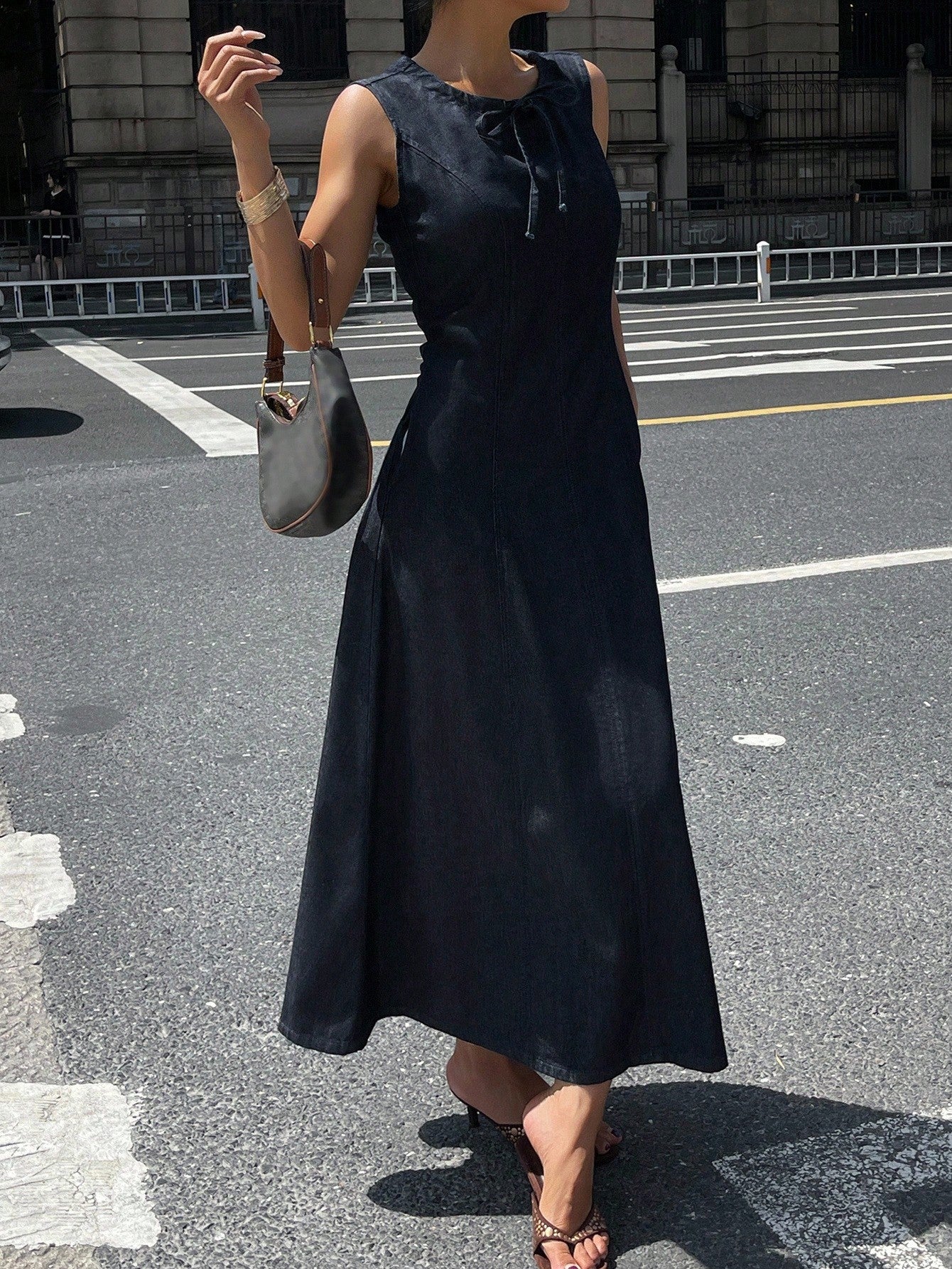 CM-DS274433 Women Casual Seoul Style Round Neck Sleeveless Waist Cinched Denim Dress - Blue