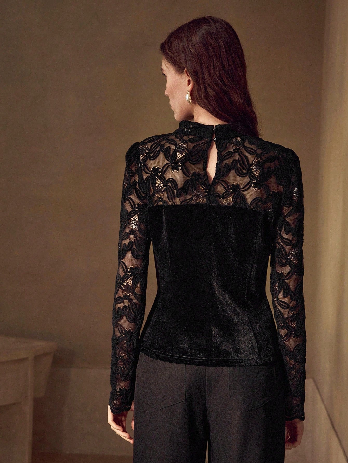 CM-TS725257 Women Elegant Seoul Style Round Neck Long Sleeve Contrast Lace Slim Fit Tee - Black