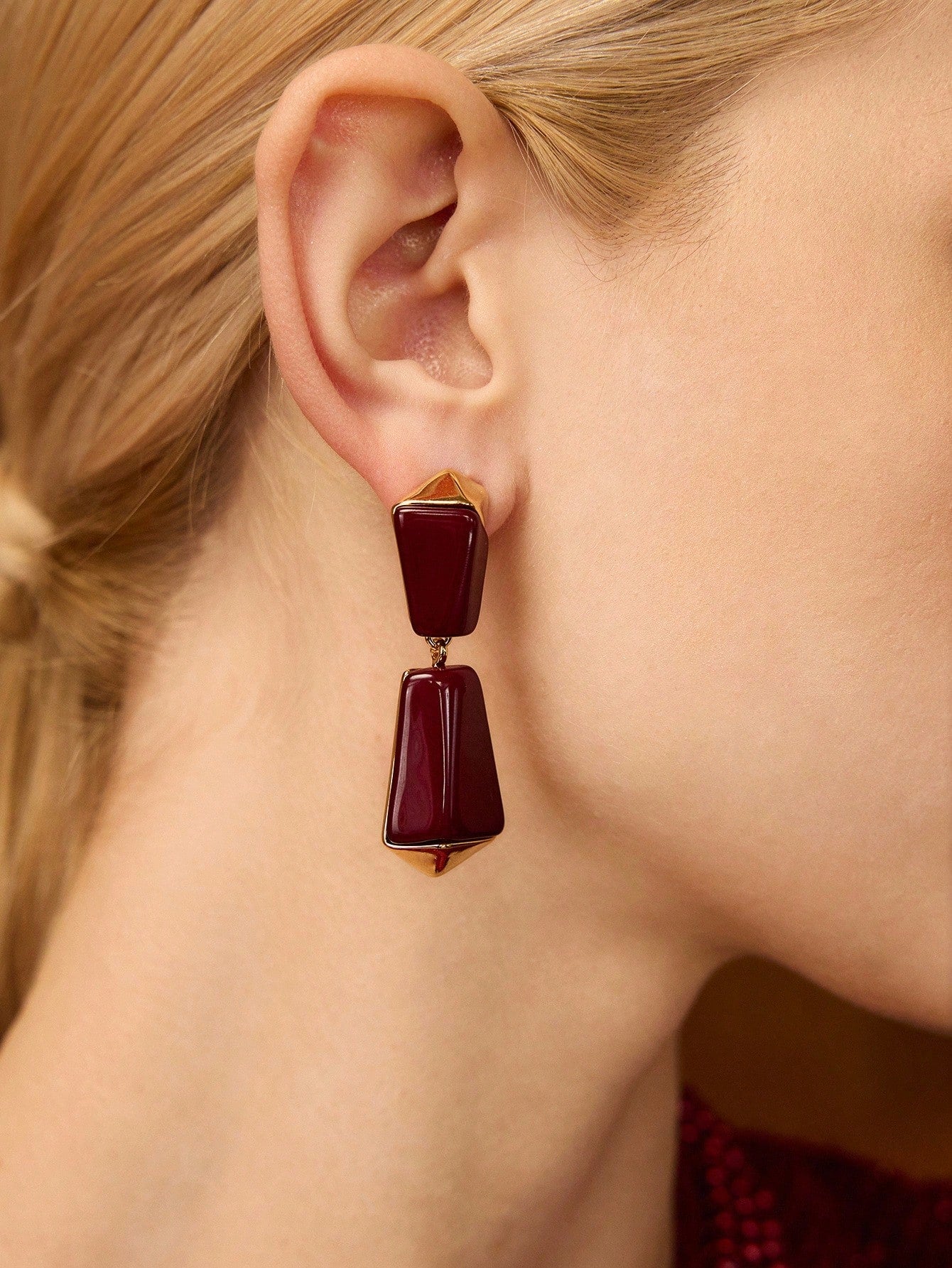 CM-AXS833233 Women Trendy Seoul Style Geometric Dangle Earrings - Burgundy