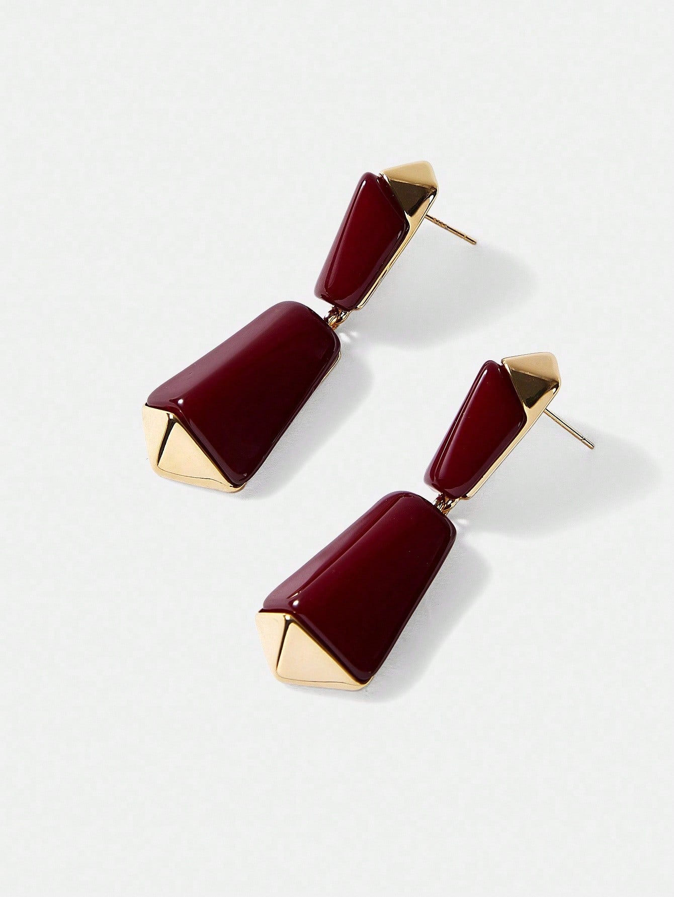 CM-AXS833233 Women Trendy Seoul Style Geometric Dangle Earrings - Burgundy