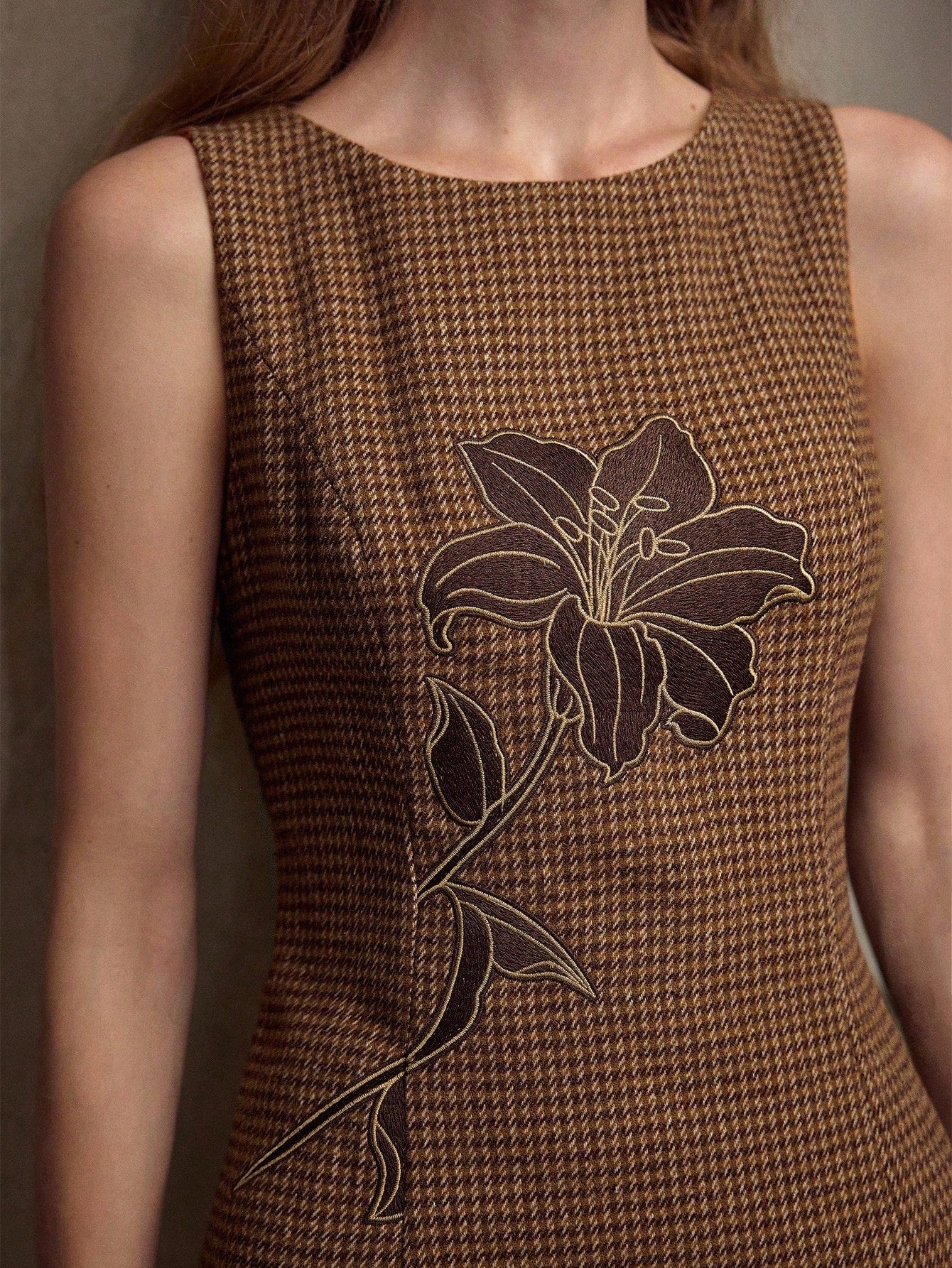 CM-DS179727 Women Elegant Seoul Style Round Neck Sleeveless Embroidery Plaid Fitted Mini Dress - Mocha Brown