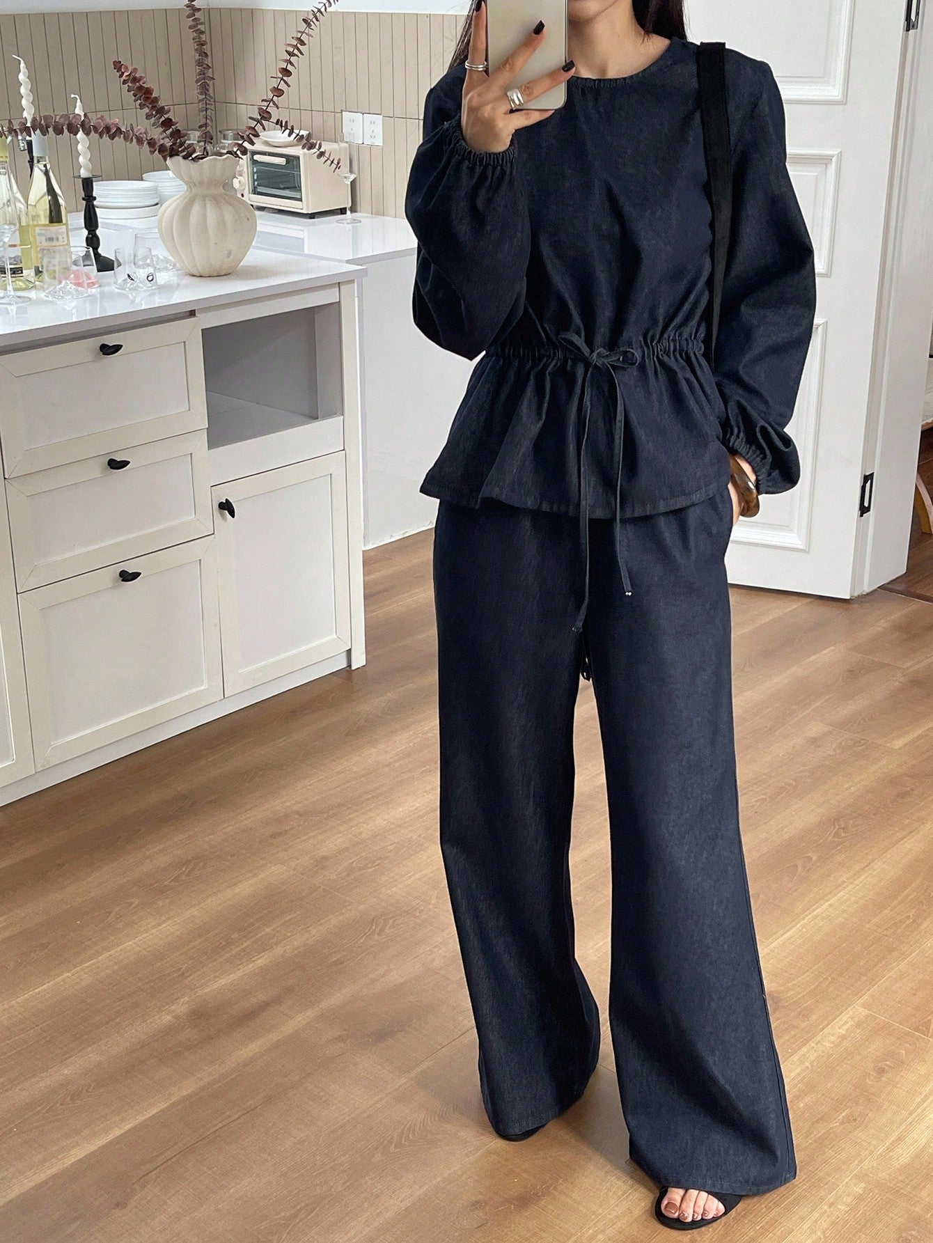CM-SS410488 Women Elegant Seoul Style Round Neck Long Sleeve Drawstring Loose Top With Denim Pants - Set