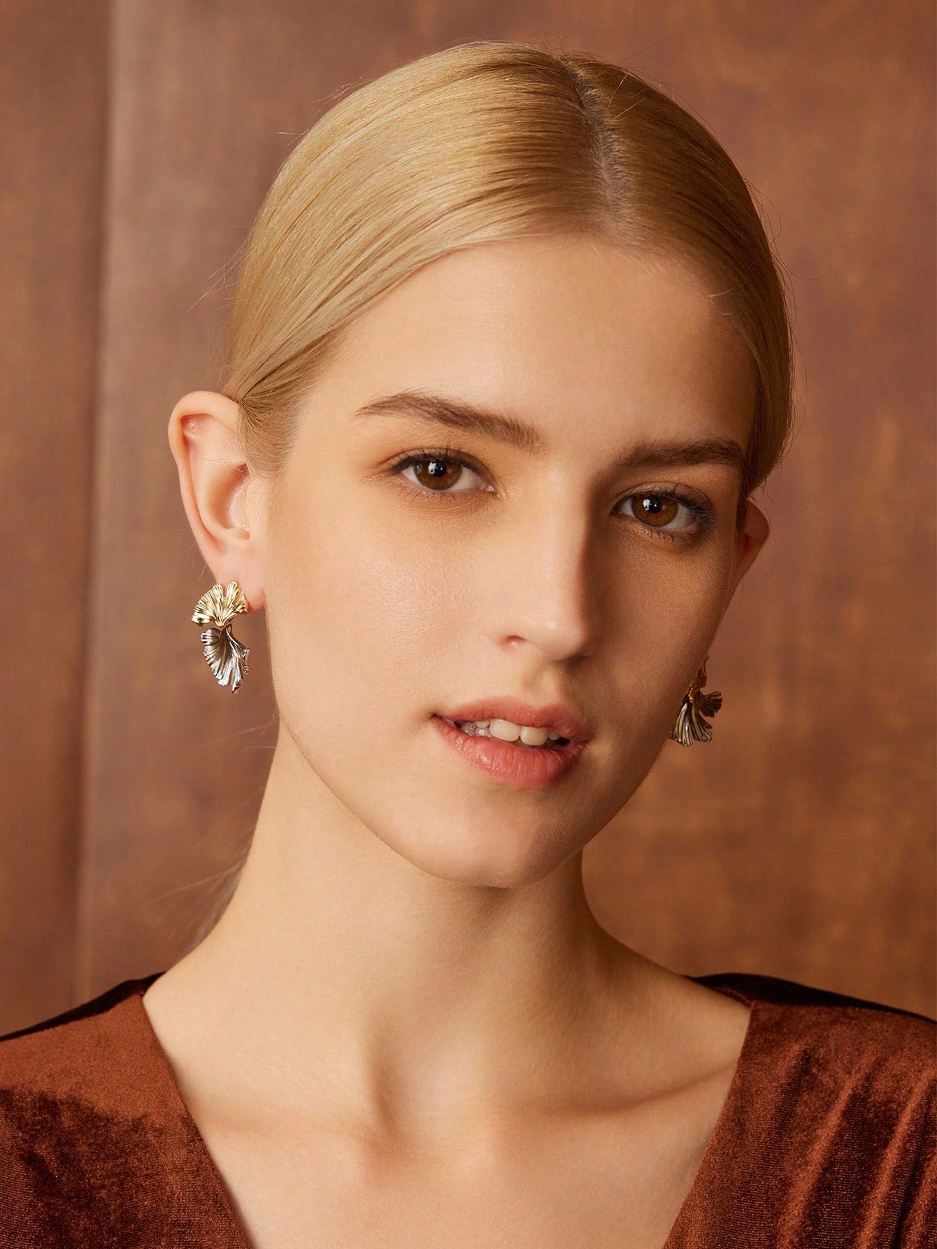 CM-AXS538891 Women Trendy Seoul Style Dual Tone Metallic Almond Leaf Earrings