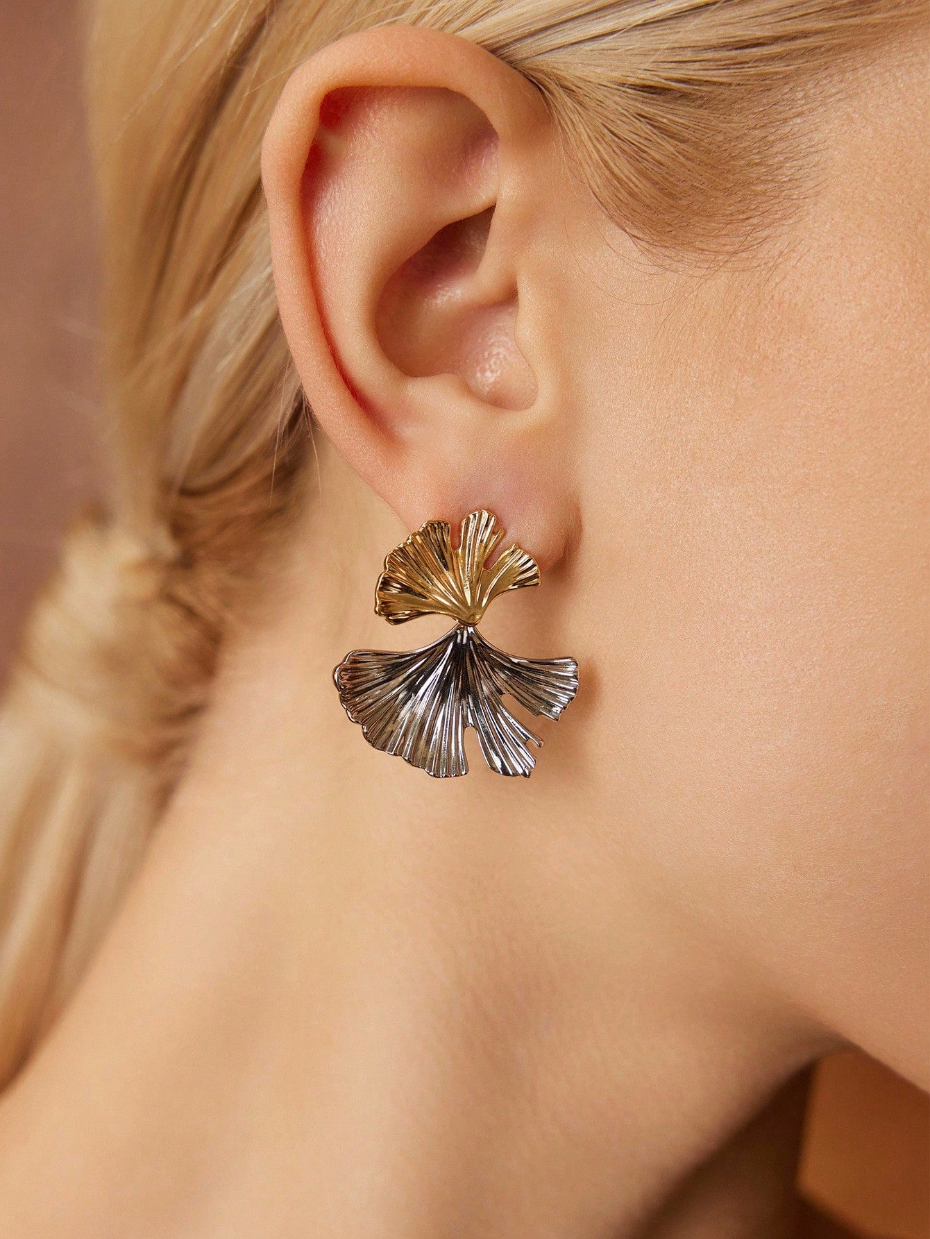 CM-AXS538891 Women Trendy Seoul Style Dual Tone Metallic Almond Leaf Earrings