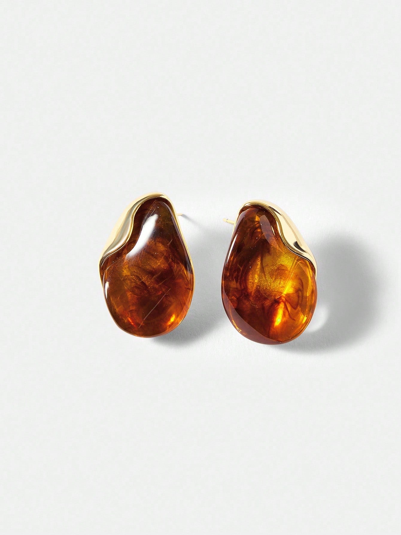 CM-AXS555955 Women Trendy Seoul Style Teardrop Resin Earrings - Brown