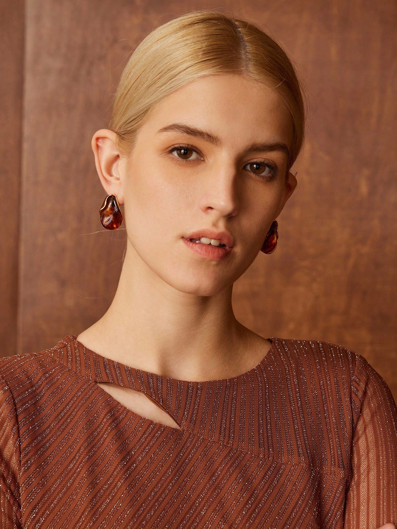 CM-AXS555955 Women Trendy Seoul Style Teardrop Resin Earrings - Brown