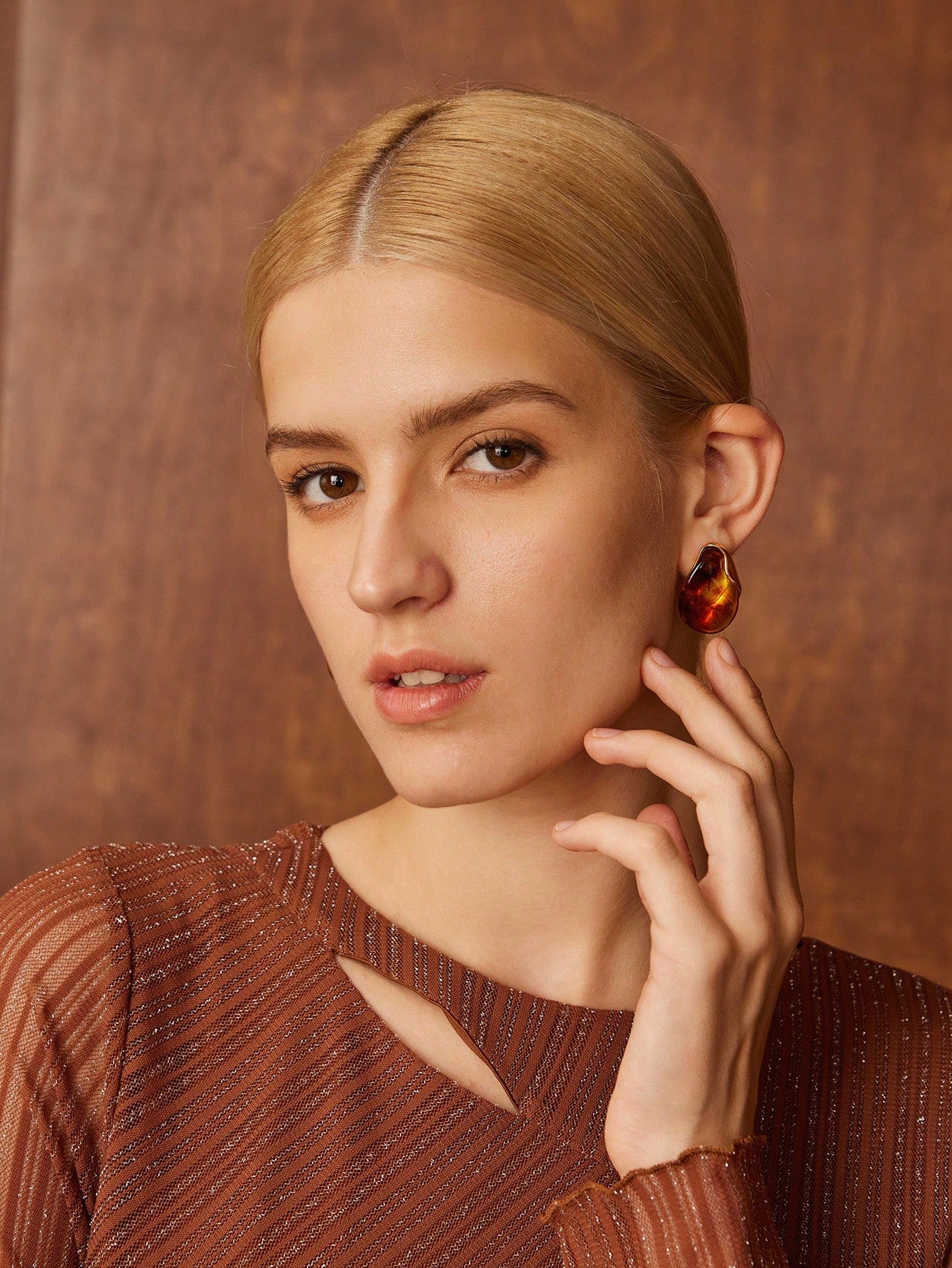 CM-AXS555955 Women Trendy Seoul Style Teardrop Resin Earrings - Brown