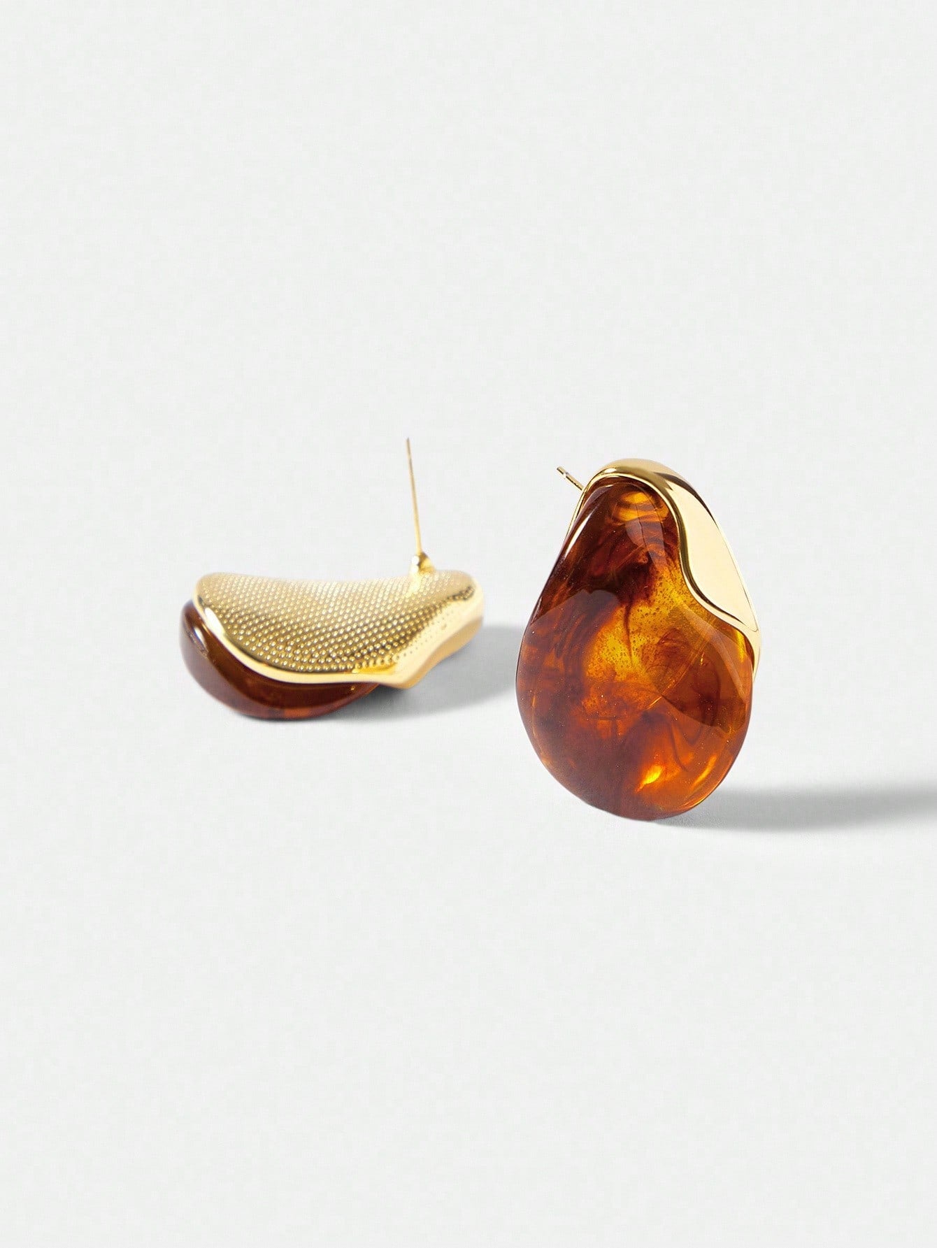 CM-AXS555955 Women Trendy Seoul Style Teardrop Resin Earrings - Brown