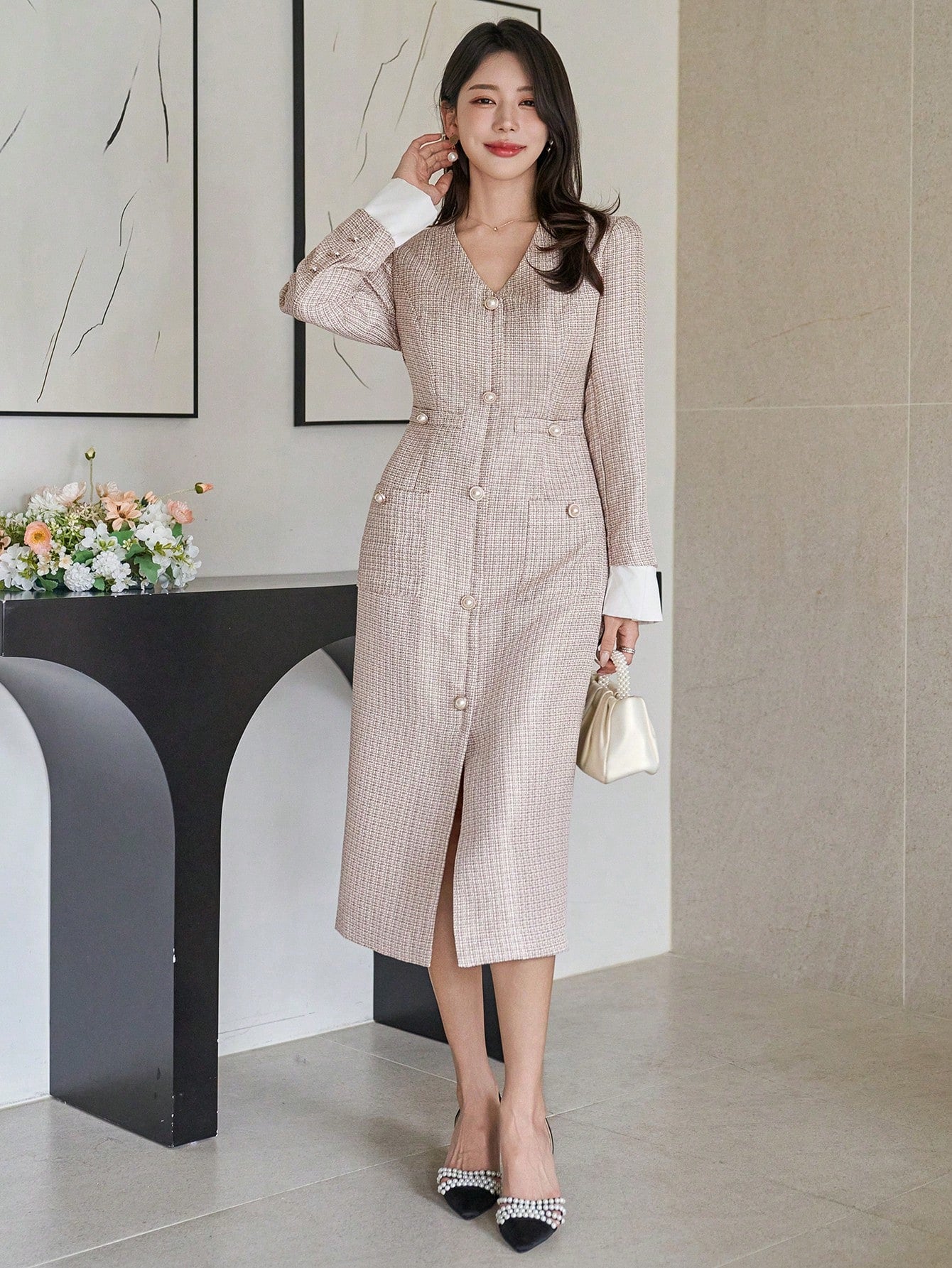 CM-DS211323 Women Elegant Seoul Style Contrast Color Patchwork V-Neck Long Sleeve Button Midi Dress - Apricot