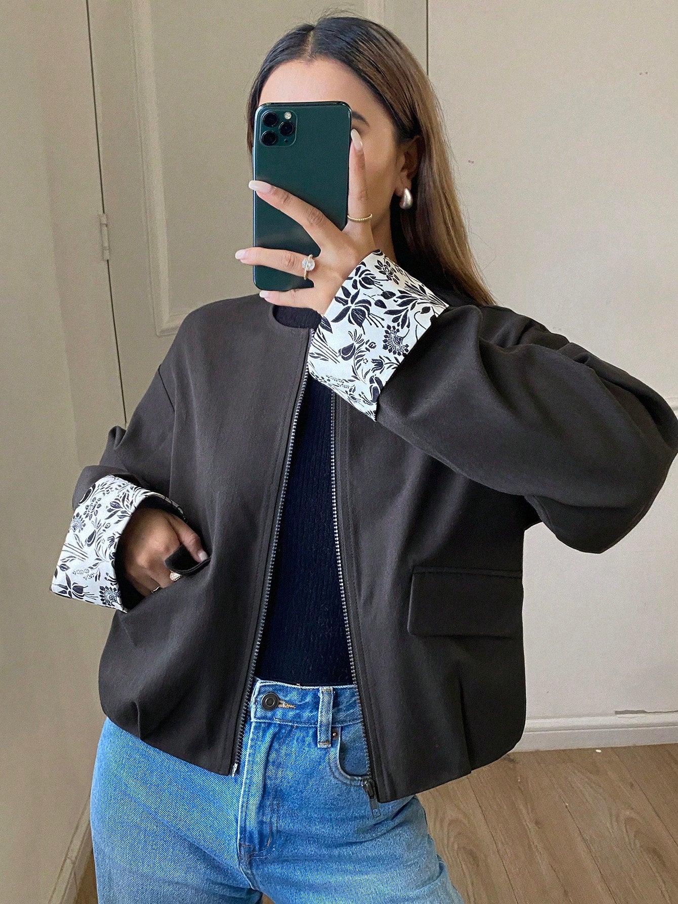 CM-CS614377 Women Elegant Seoul Style Solid Color Round Neck Long Sleeve Zipper Patchwork Lace Jacket - Gray