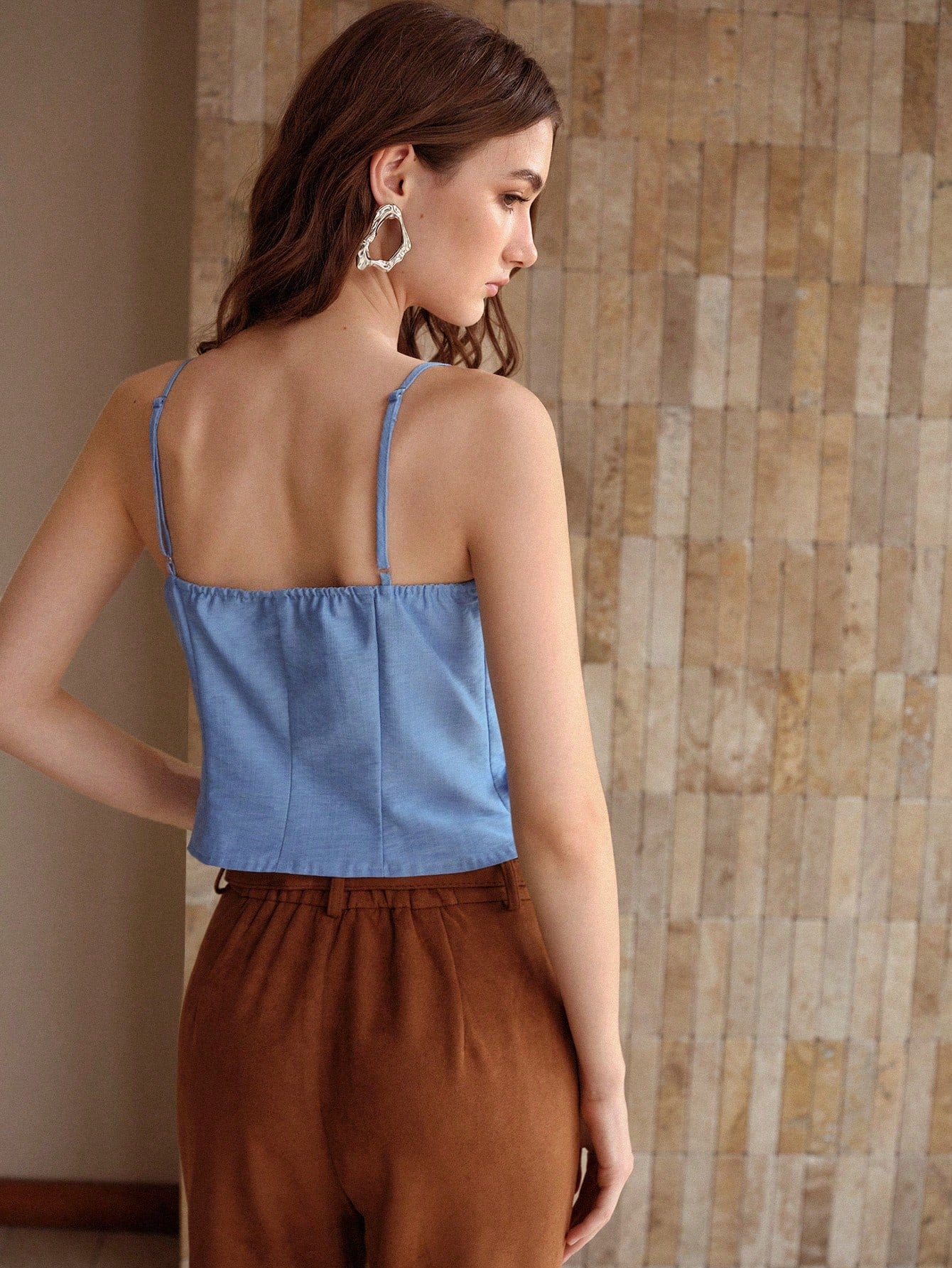CM-TS391850 Women Elegant Seoul Style Sleeveless 3D Floral Fitted Micro Crop Top - Blue