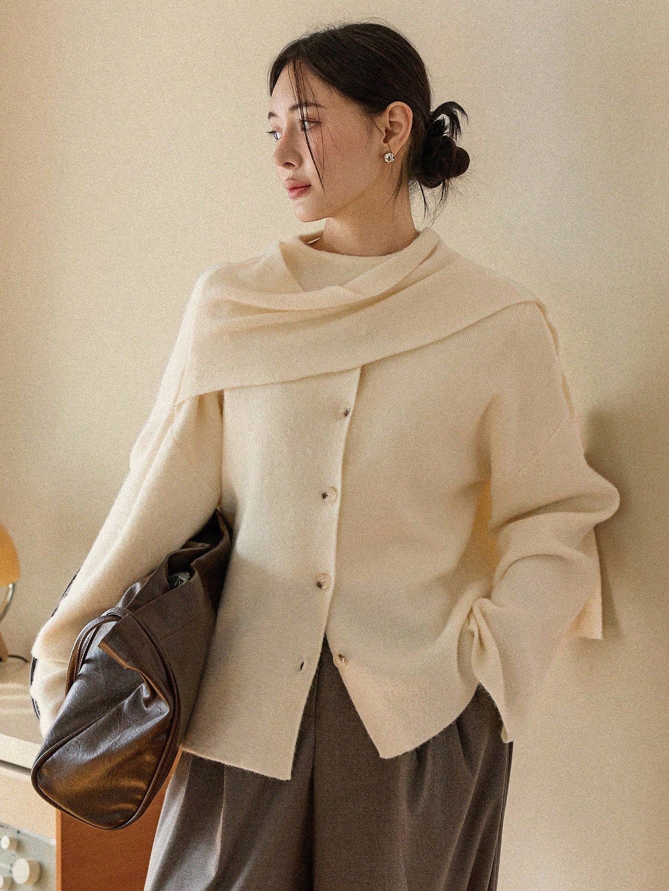 CM-CS261613 Women Elegant Seoul Style Solid Color High Neck Long Sleeve Single Breasted Jacket - White