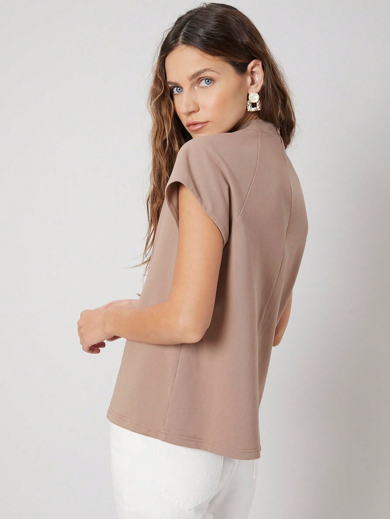CM-TS420916 Women Casual Seoul Style Stand Collar Raglan Sleeve T-Shirt - Khaki