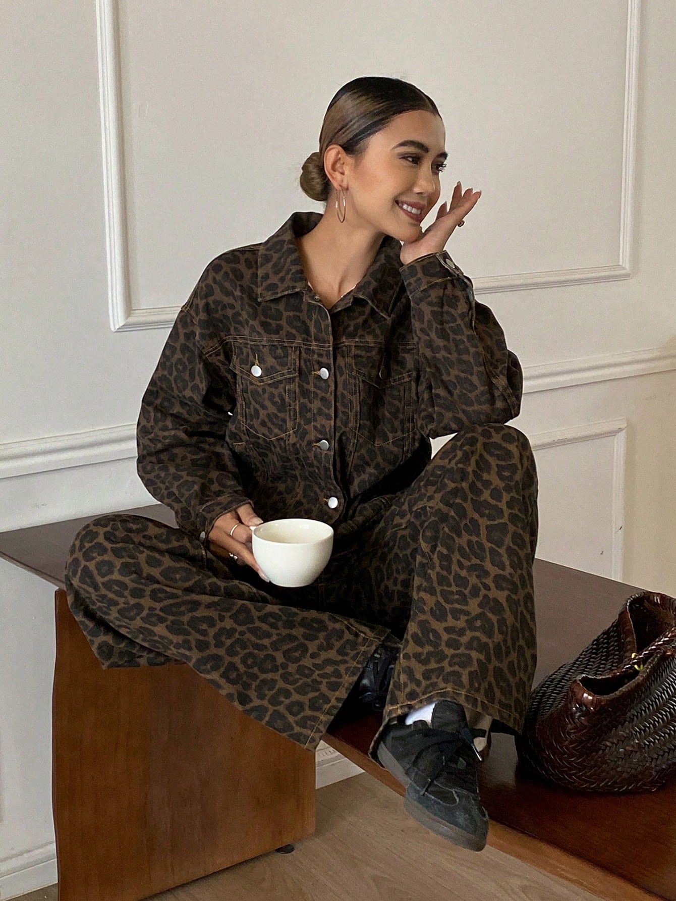 CM-SS945750 Women Casual Seoul Style Leopard Print Loose Denim Jacket With Pants - Set