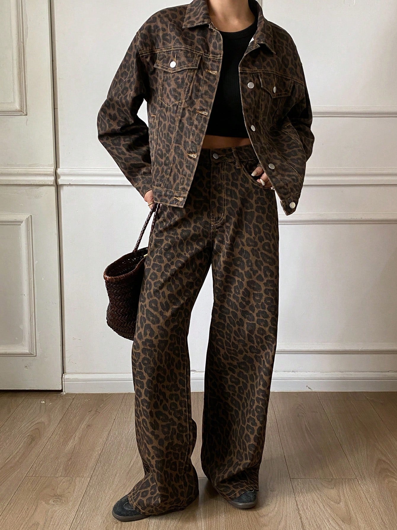CM-SS945750 Women Casual Seoul Style Leopard Print Loose Denim Jacket With Pants - Set