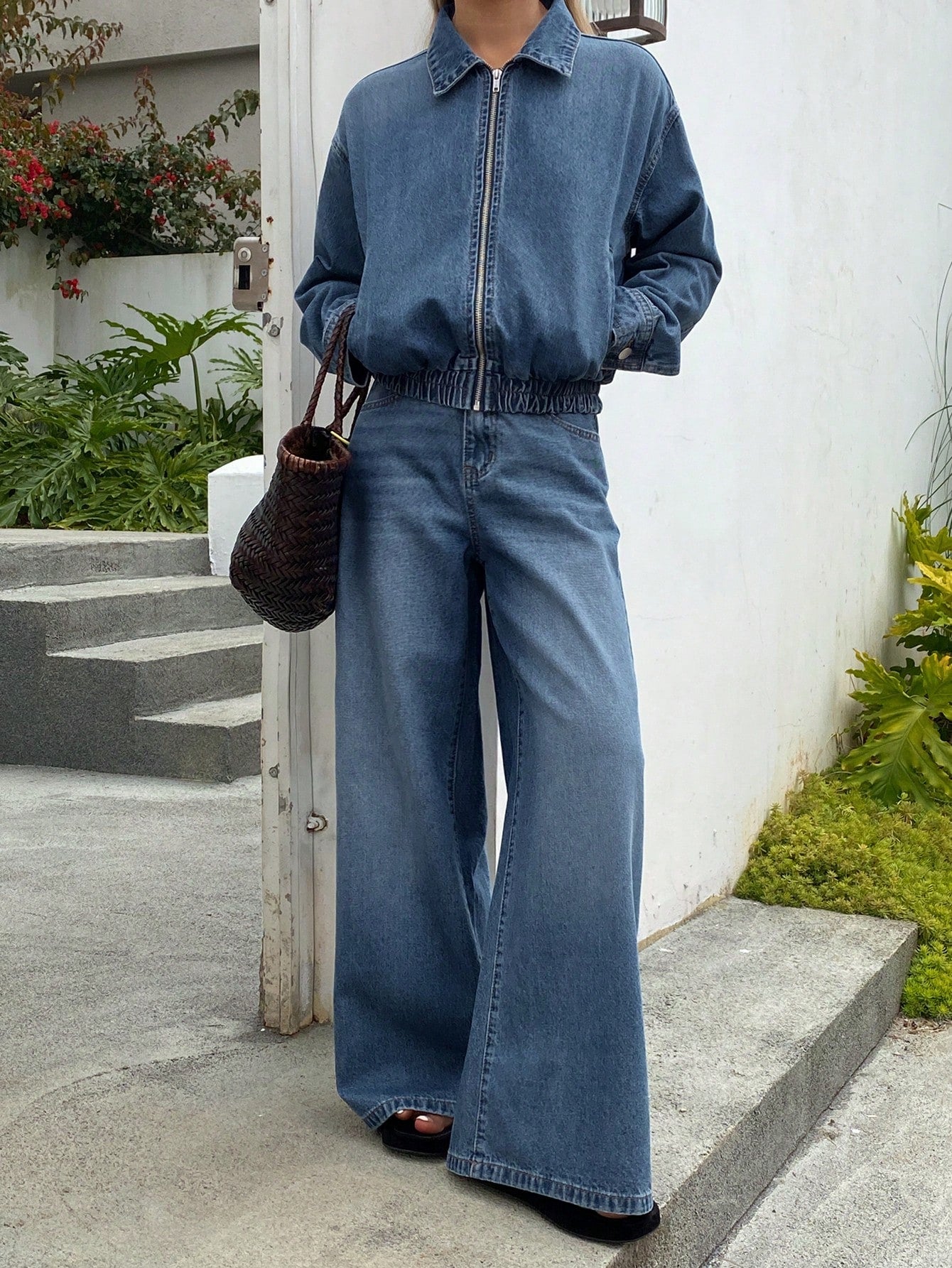 CM-SS400620 Women Elegant Seoul Style Collar Neckline Long Sleeve Denim Jacket With Loose Straight-Leg Jeans - Set