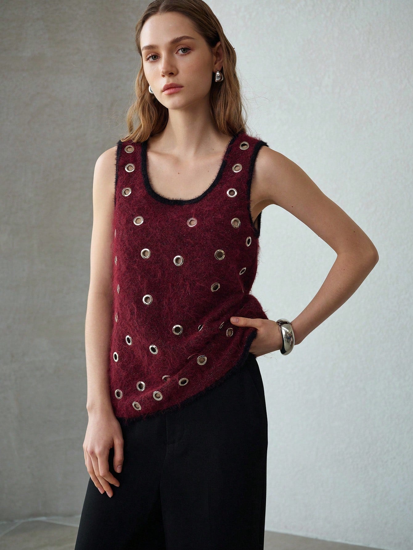 CM-TS841381 Women Elegant Seoul Style Scoop Neck Sleeveless Eyelet Tank Top - Burgundy