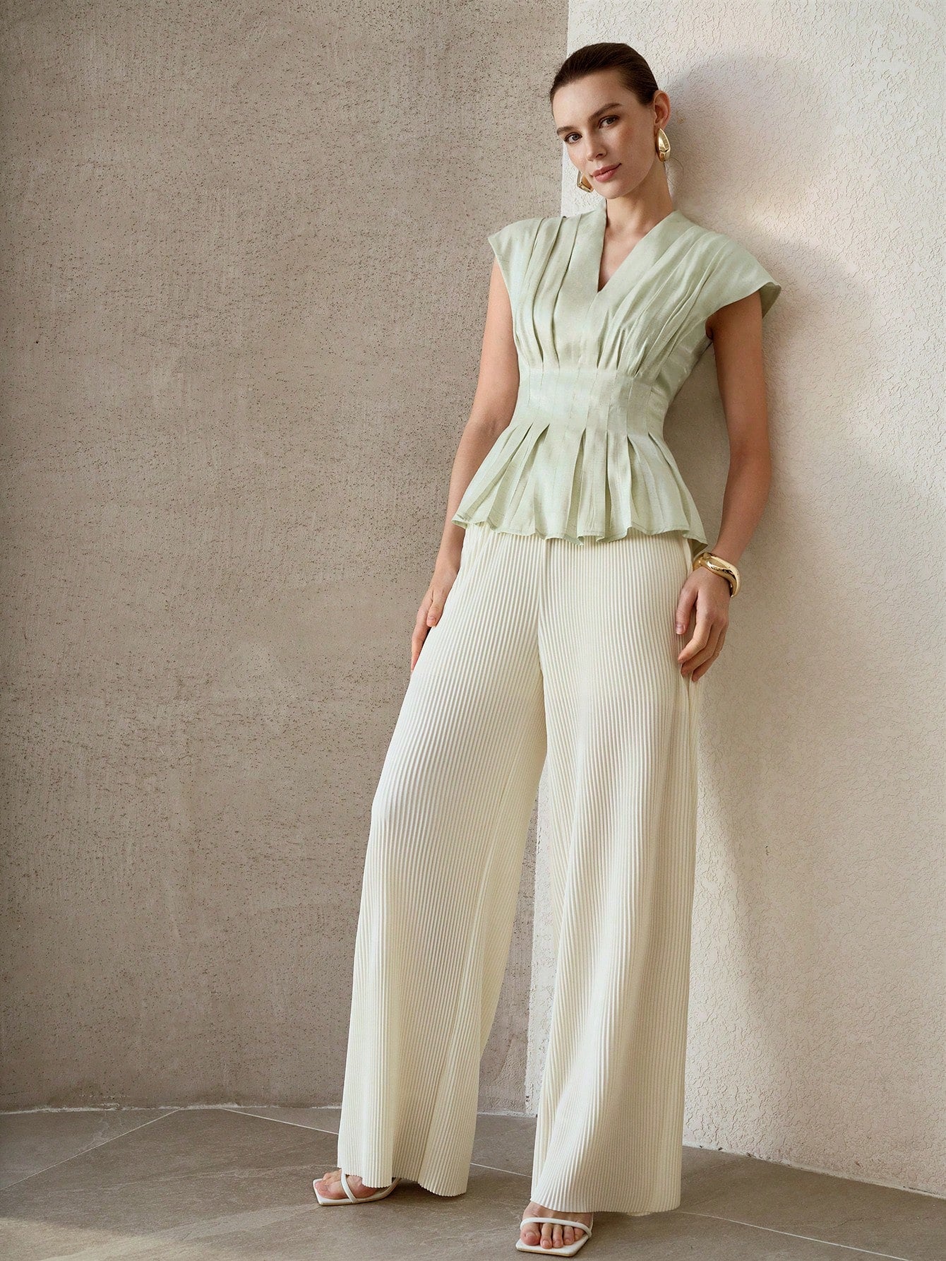 CM-TS148037 Women Elegant Seoul Style V-Neck Sleeveless Cinched Waist Faux Linen Top - Green