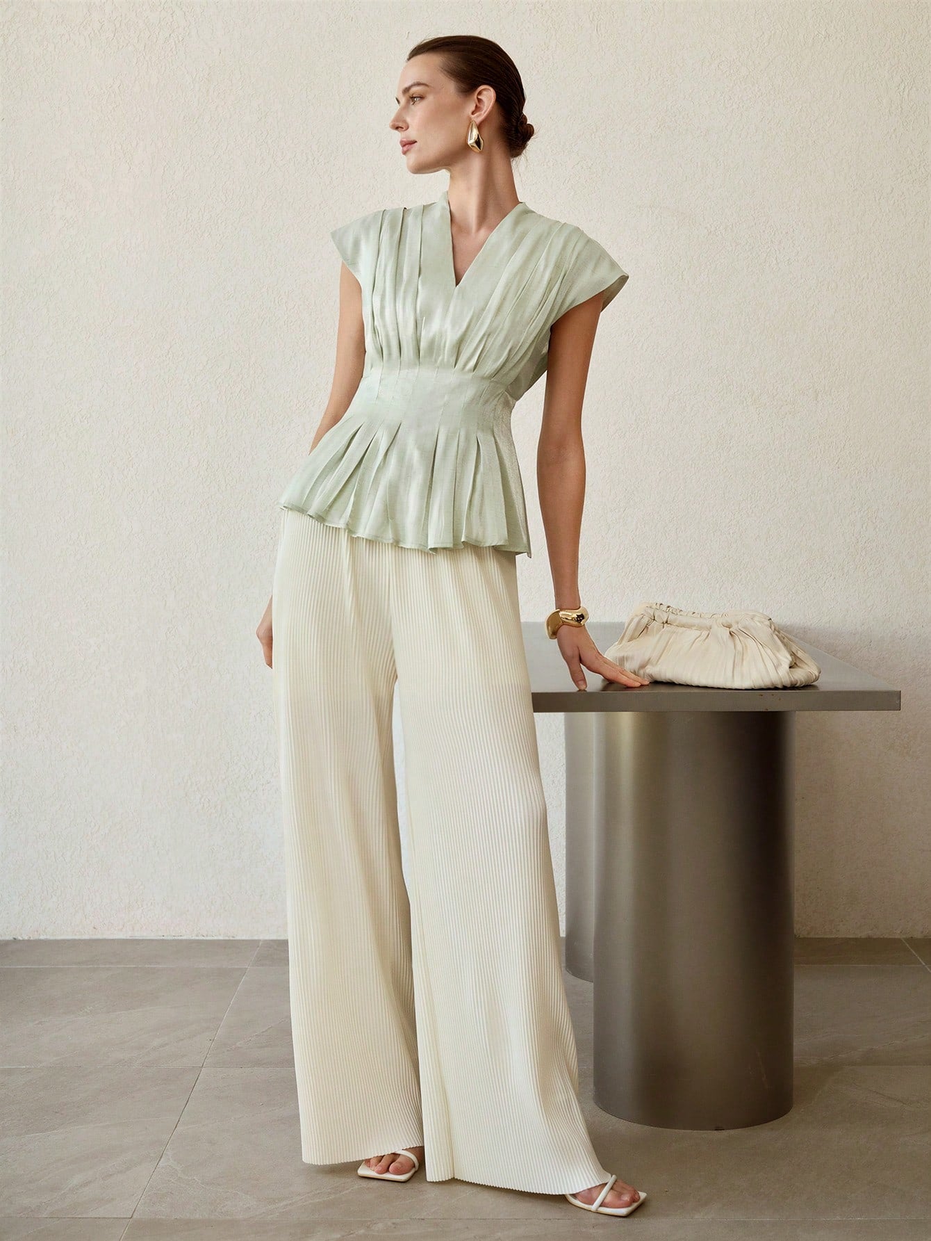 CM-TS148037 Women Elegant Seoul Style V-Neck Sleeveless Cinched Waist Faux Linen Top - Green