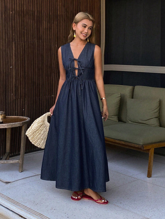 CM-DS804210 Women Casual Seoul Style Dark Wash V-Neck Sleeveless Tie-Up Butterfly Applique Long Denim Dress
