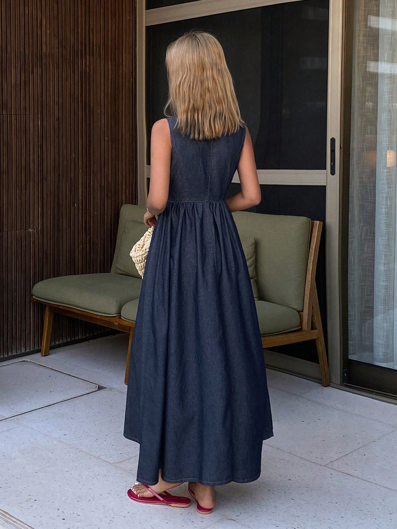 CM-DS804210 Women Casual Seoul Style Dark Wash V-Neck Sleeveless Tie-Up Butterfly Applique Long Denim Dress