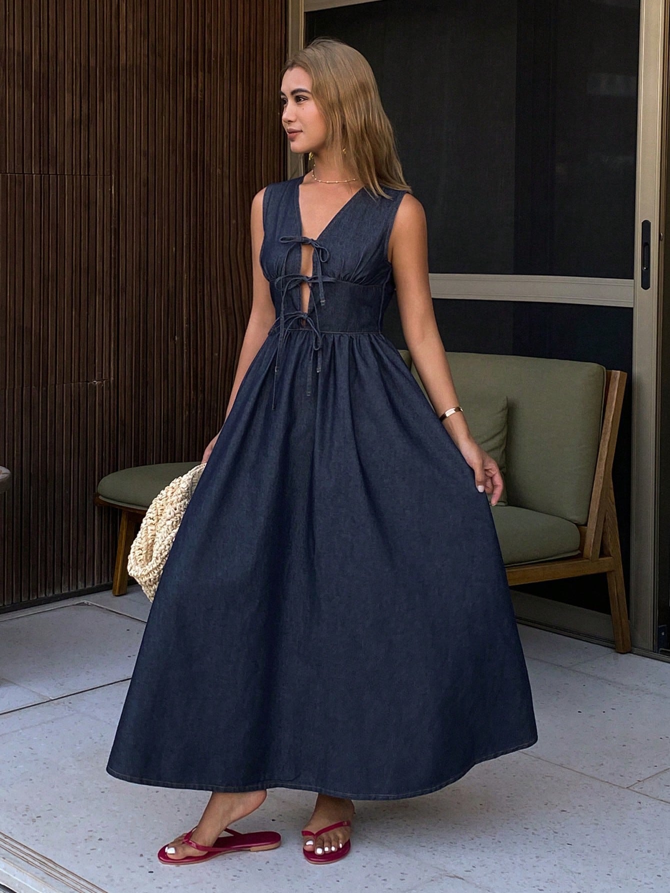 CM-DS804210 Women Casual Seoul Style Dark Wash V-Neck Sleeveless Tie-Up Butterfly Applique Long Denim Dress