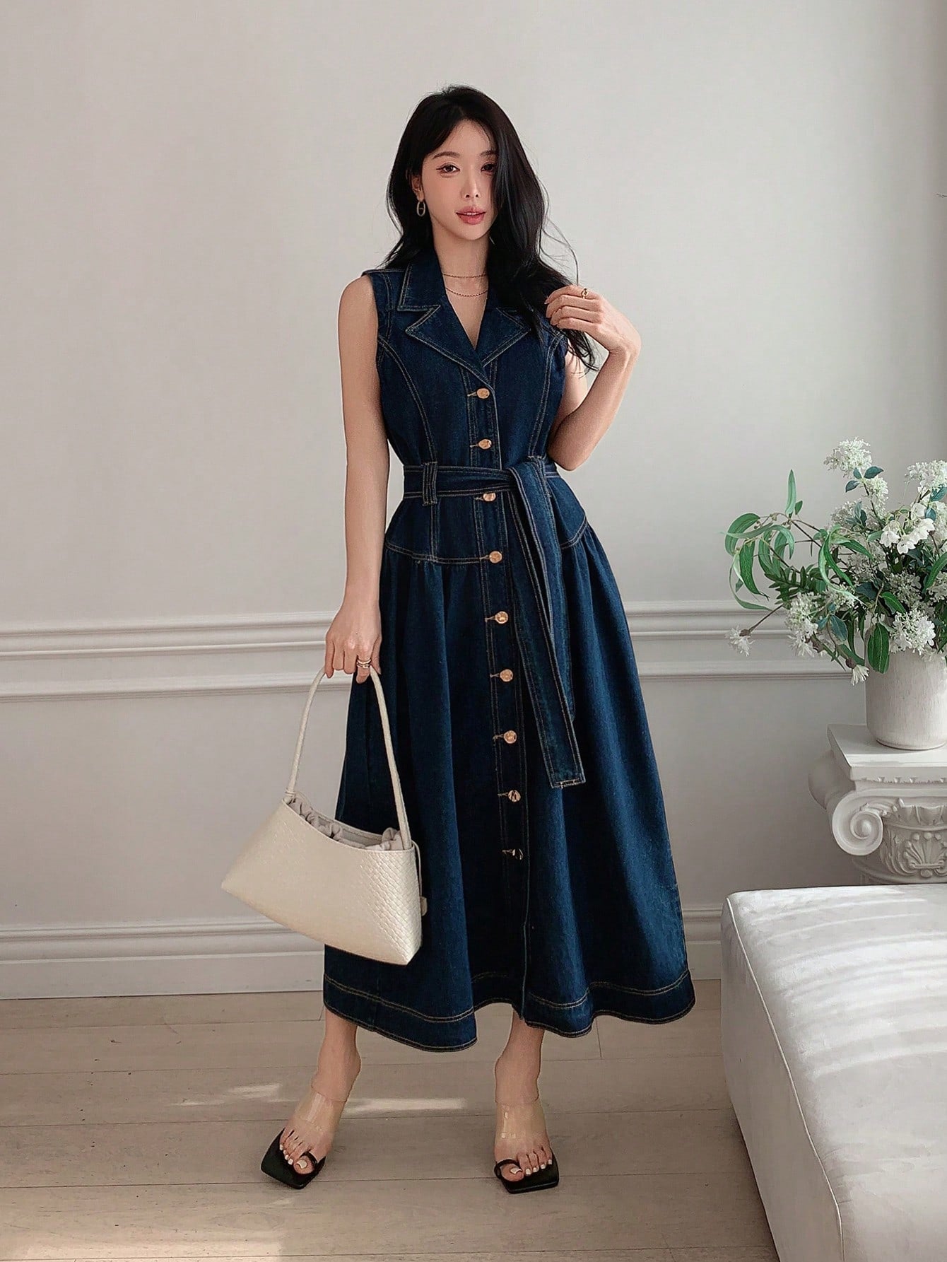 CM-DS672568 Women Casual Seoul Style Dark Wash Lapel Sleeveless Single-Breasted High Waist Long Denim Dress